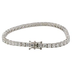 Bracelet de tennis en or blanc 14 carats 8,01 carats de diamants ronds naturels