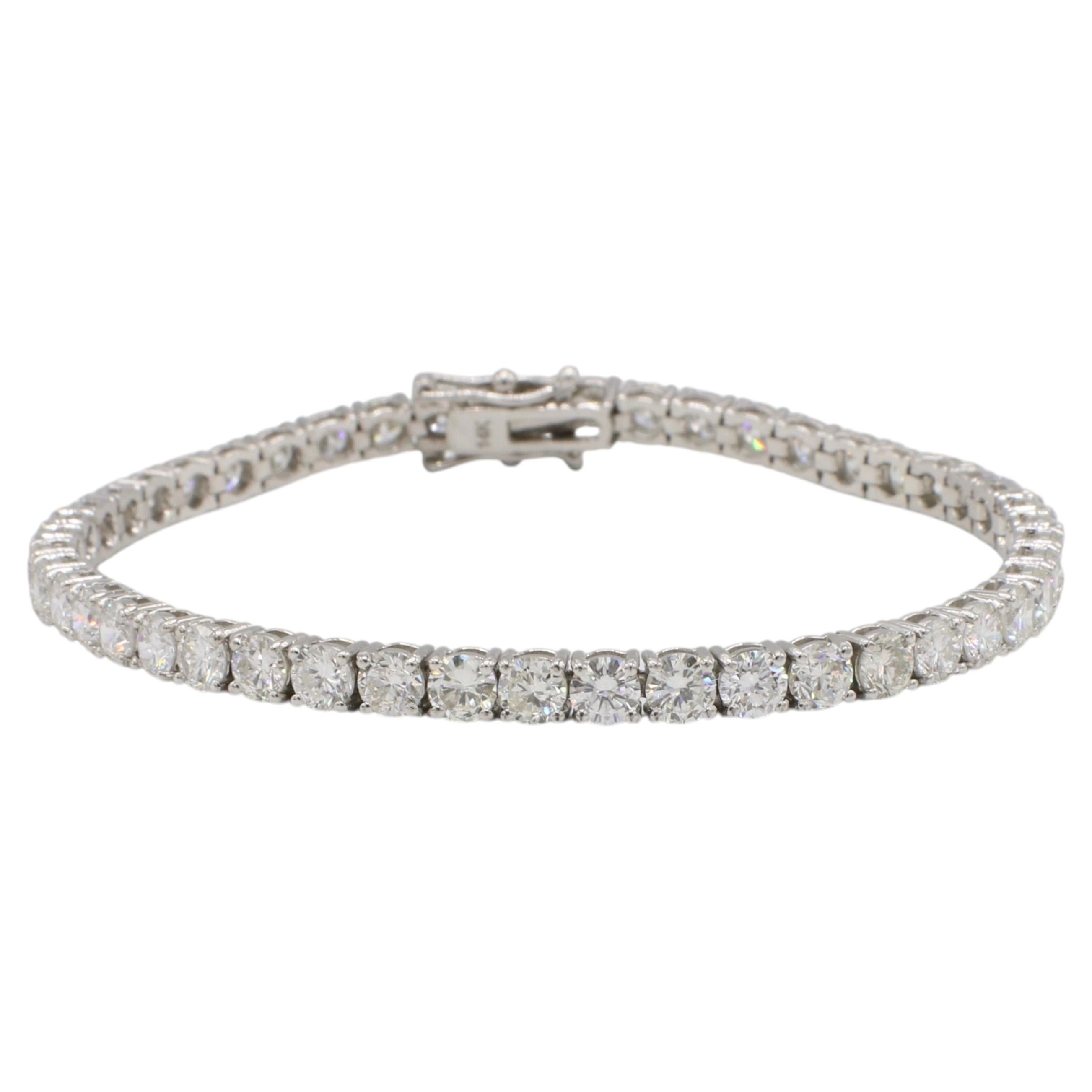 14 Karat White Gold 8.01 Carat Natural Round Diamond Tennis Line Bracelet