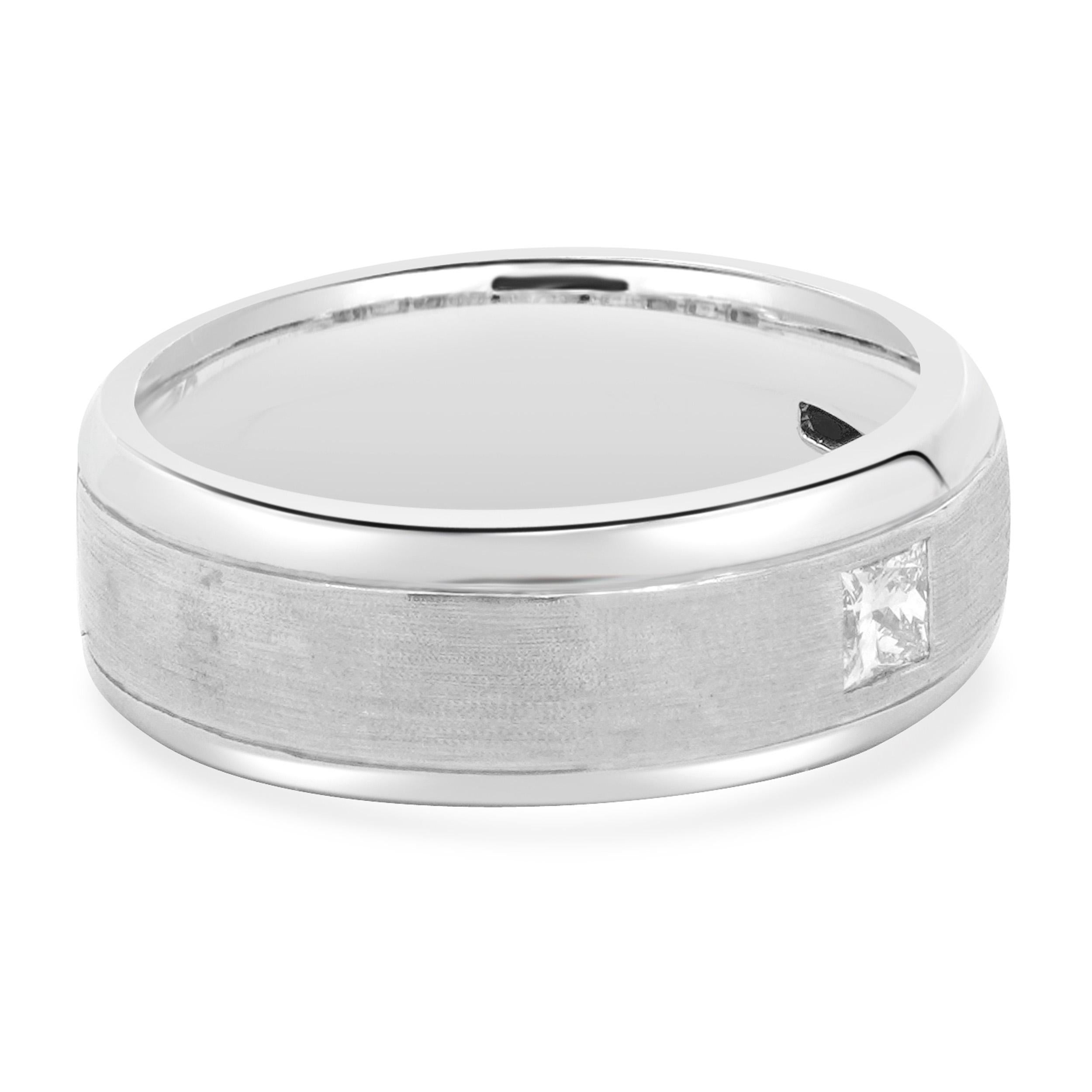 14 Karat White Gold 8mm Comfort Fit Princess Cut Diamond Wedding Band In Excellent Condition For Sale In Scottsdale, AZ