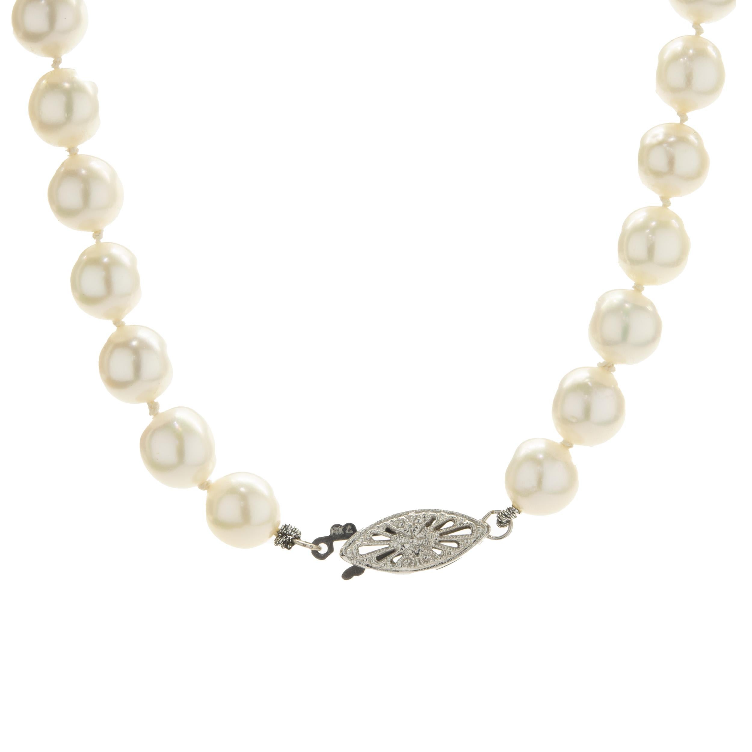 Designer: custom
Material: 8MM Akoya Pearl
Weight: 31.56 grams
Dimensions: necklace measures 18-inches