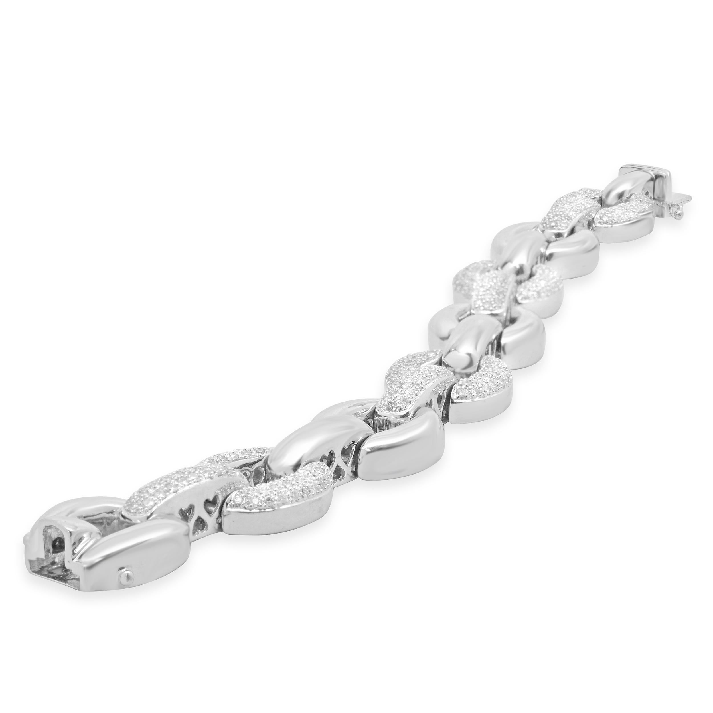 14 Karat White Gold Alternating Diamond Circle Link Bracelet In Excellent Condition For Sale In Scottsdale, AZ