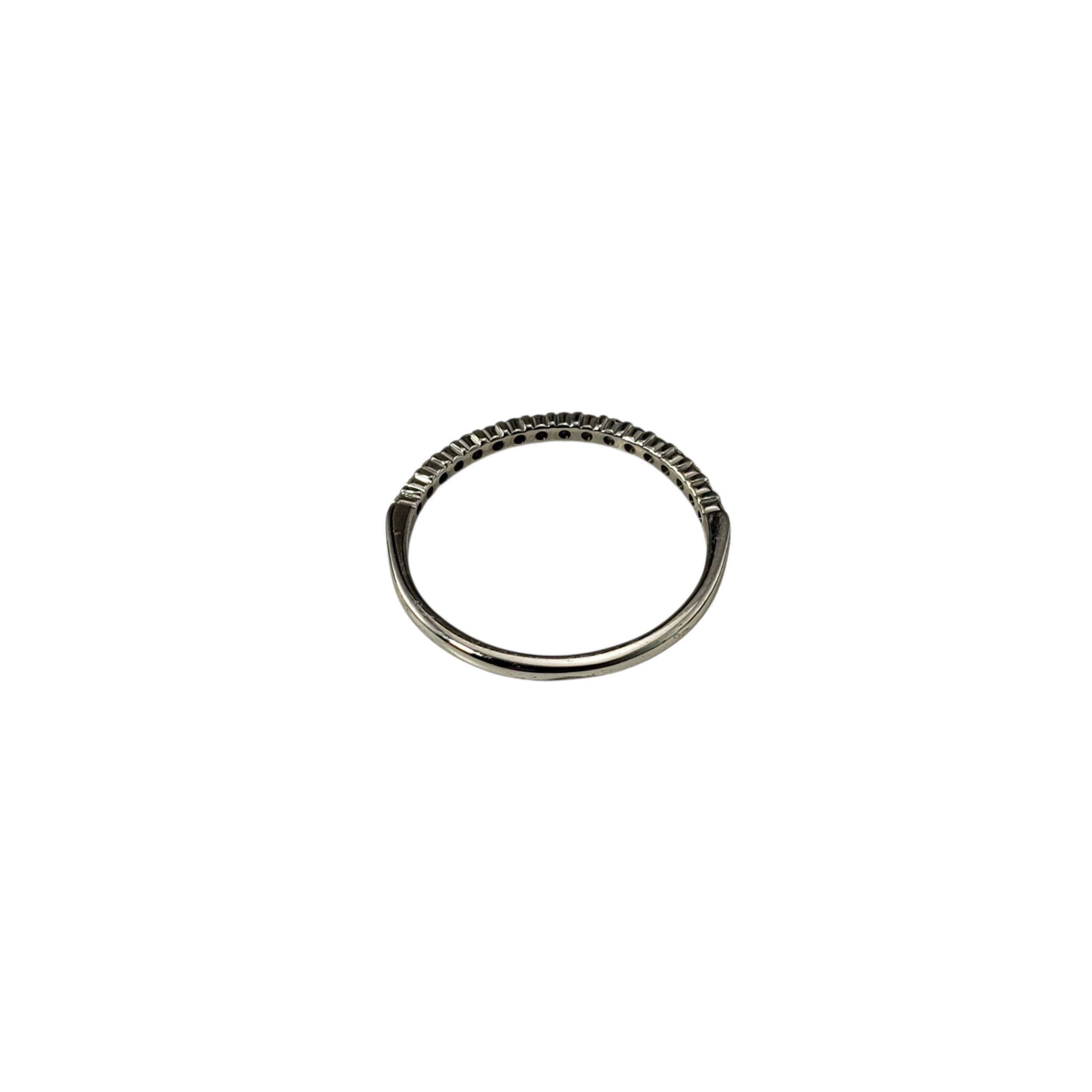 Anillo de oro blanco de 14 quilates y diamantes talla 5.25-5.5 #22309 en Bueno estado para la venta en Washington Depot, CT