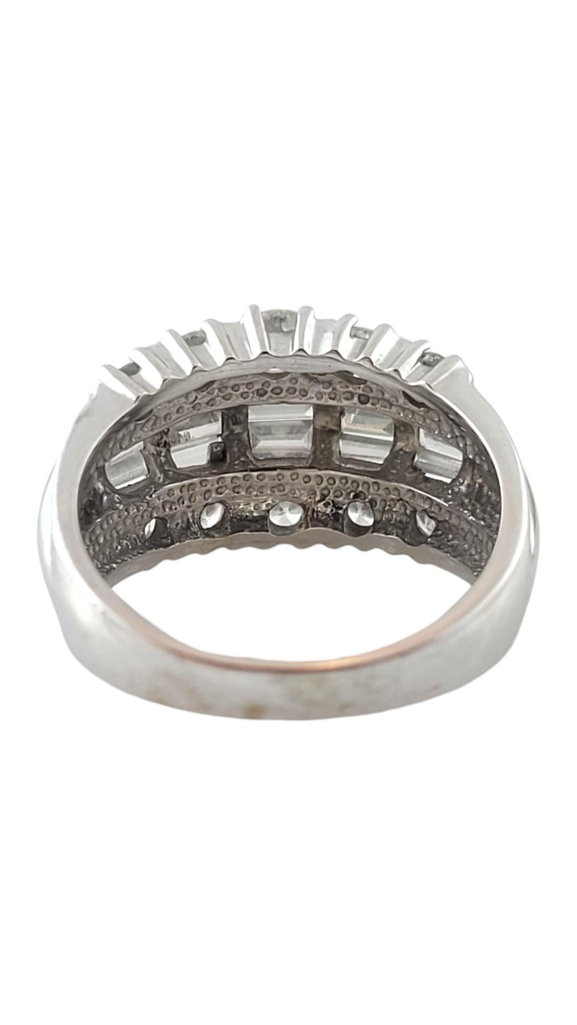 14 Karat White Gold and Diamond Band Ring Size 7 #16987 In Good Condition For Sale In Washington Depot, CT