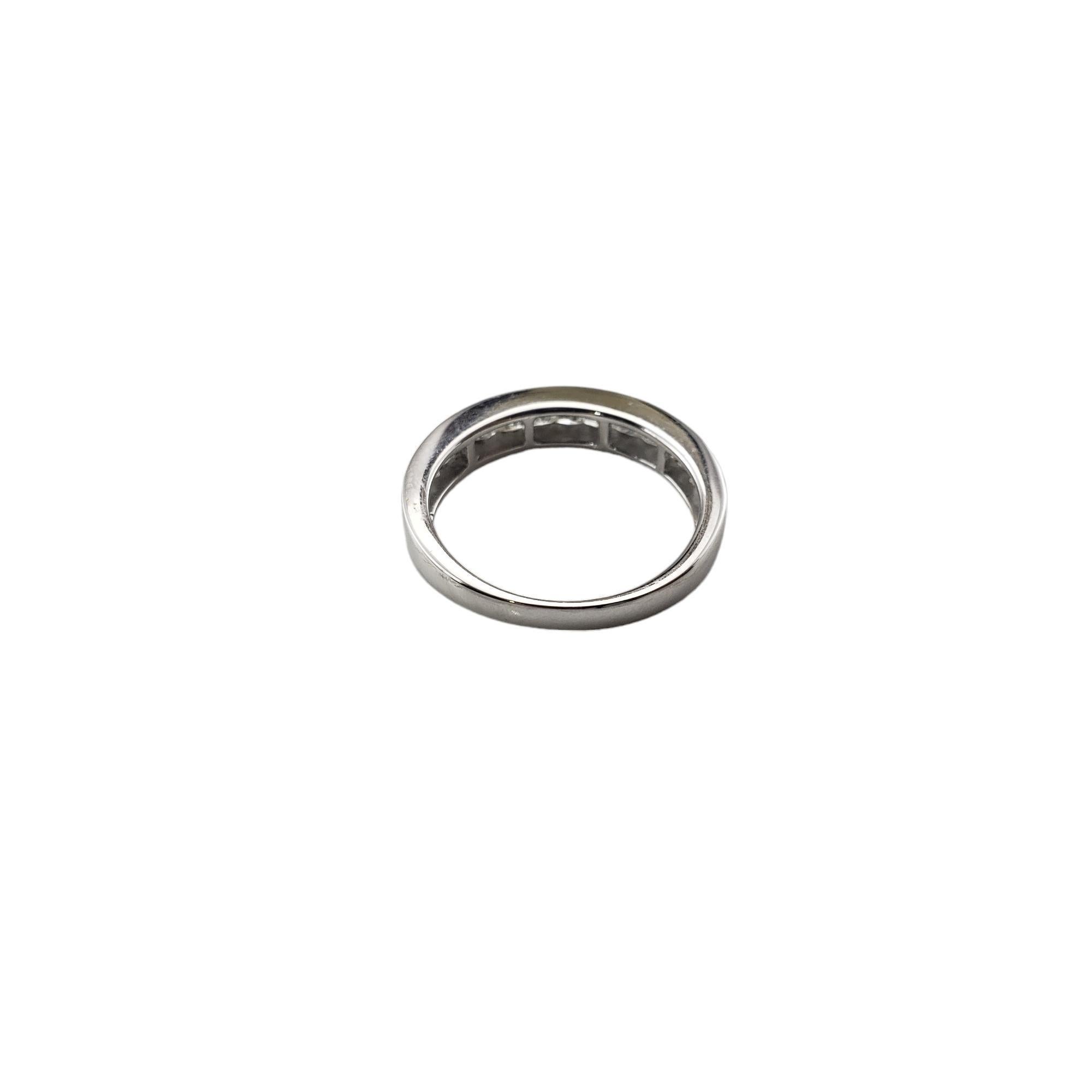 14 Karat Weißgold und Diamant-Ring Größe 7 #19907 im Angebot 2