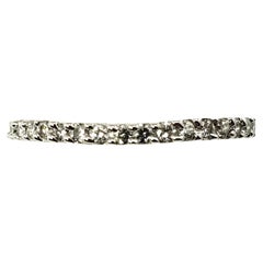 Anillo de oro blanco de 14 quilates y diamantes