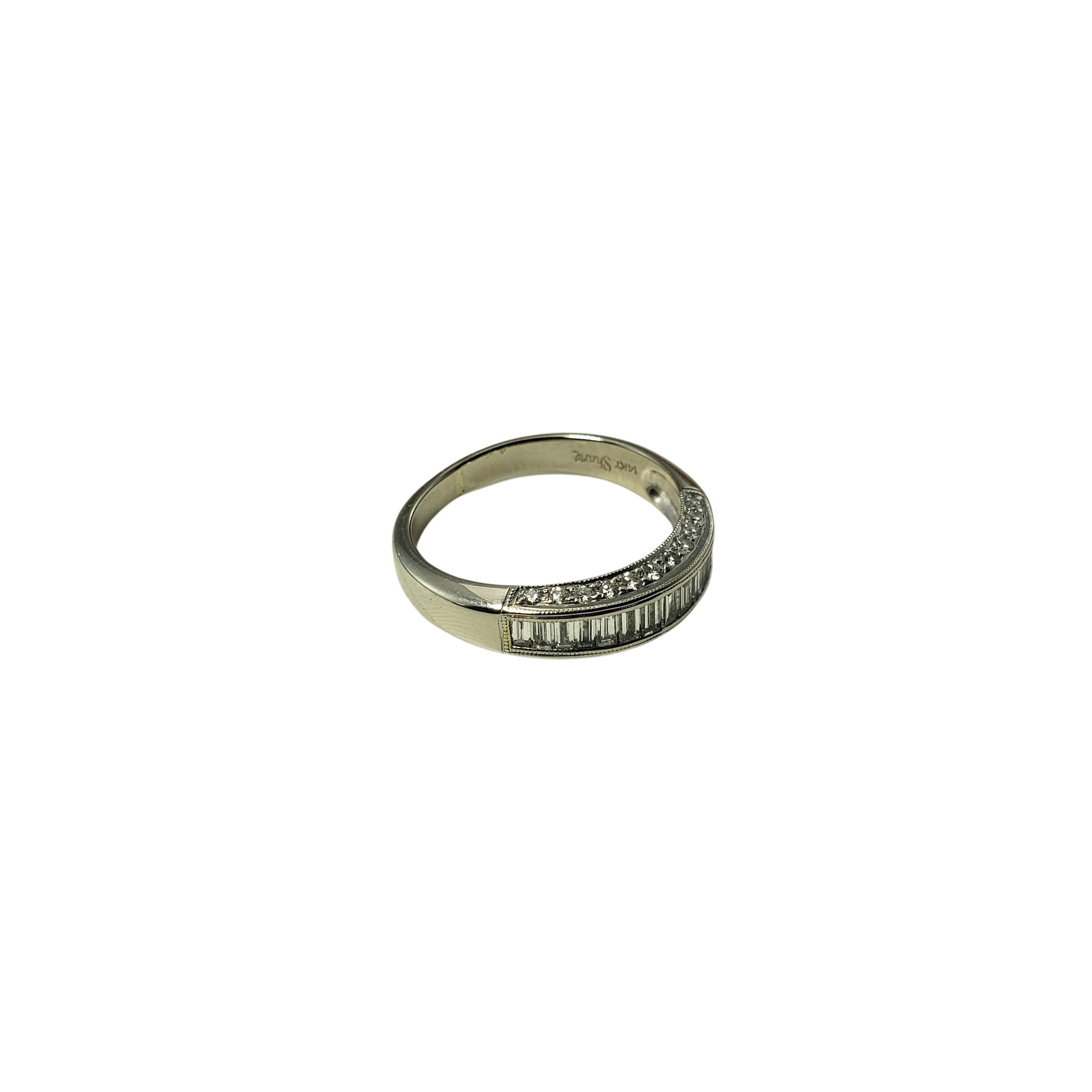 14 Karat White Gold and Diamond Band Ring For Sale 2