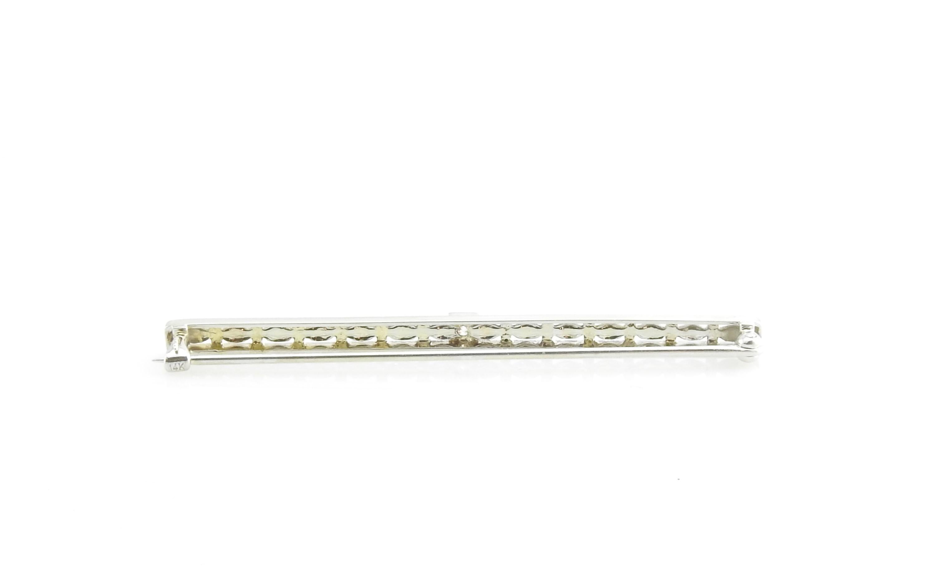 Round Cut 14 Karat White Gold and Diamond Brooch / Pin For Sale