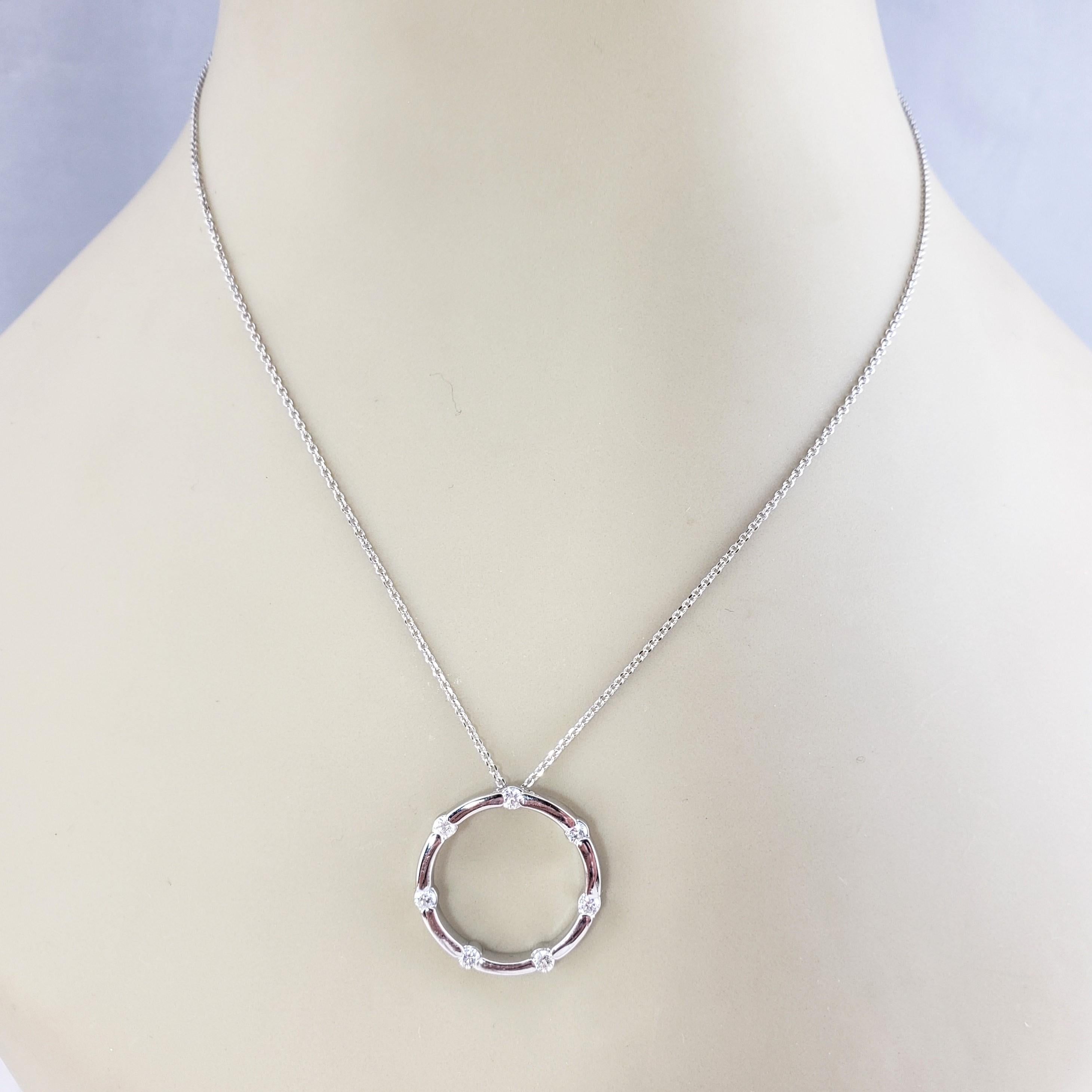 14 Karat White Gold and Diamond Circle Pendant Necklace #15493 For Sale 2