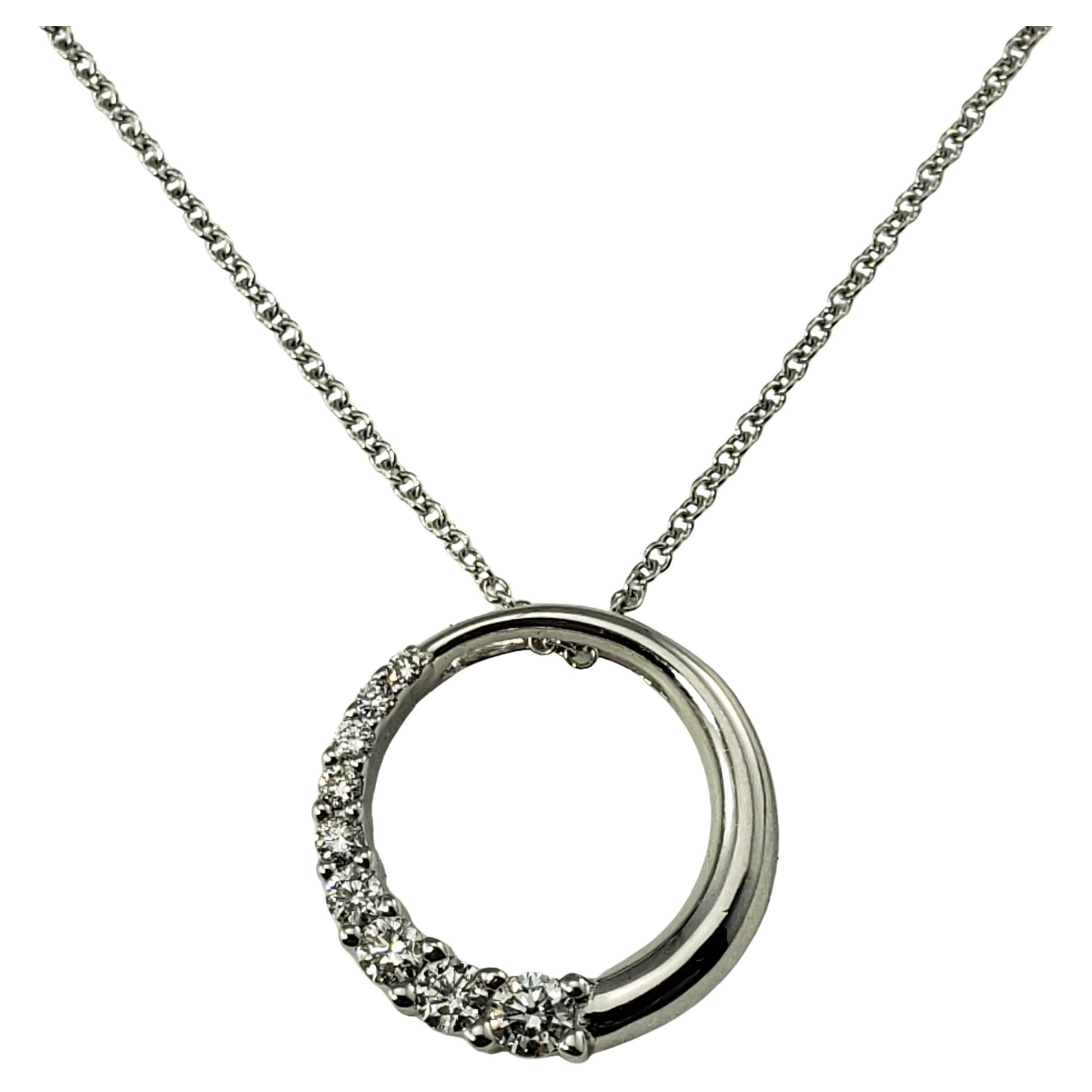 14 Karat White Gold and Diamond Circle Pendant Necklace For Sale