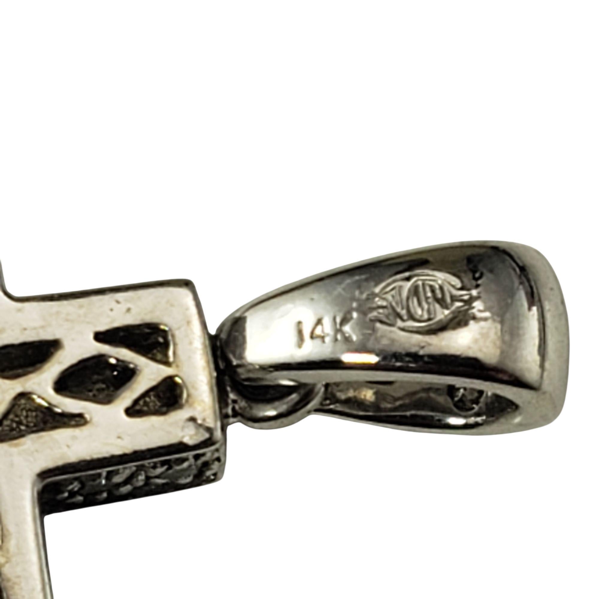 De las mujeres 14 Karat White Gold and Diamond Cross Pendant #21870 en venta