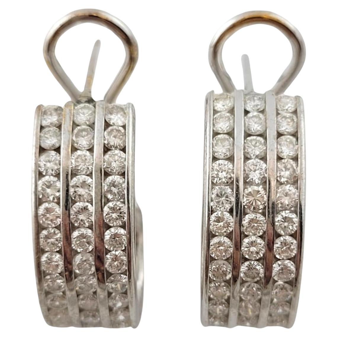 Boucles d'oreilles en or blanc 14 carats et diamants #16462 en vente