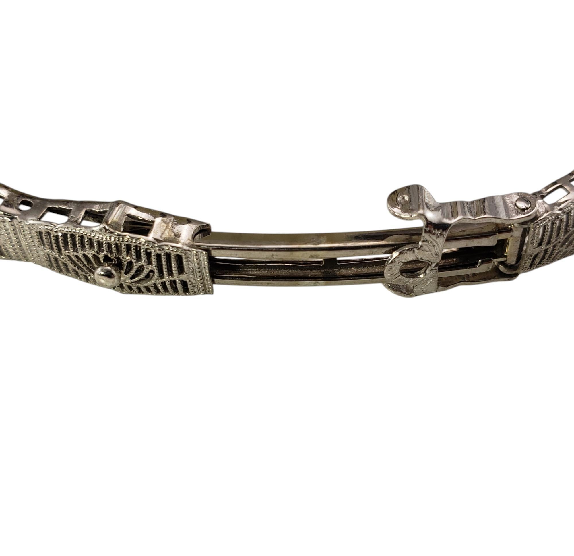 Bracelet filigrane en or blanc 14 carats et diamants n° 19411 Pour femmes en vente