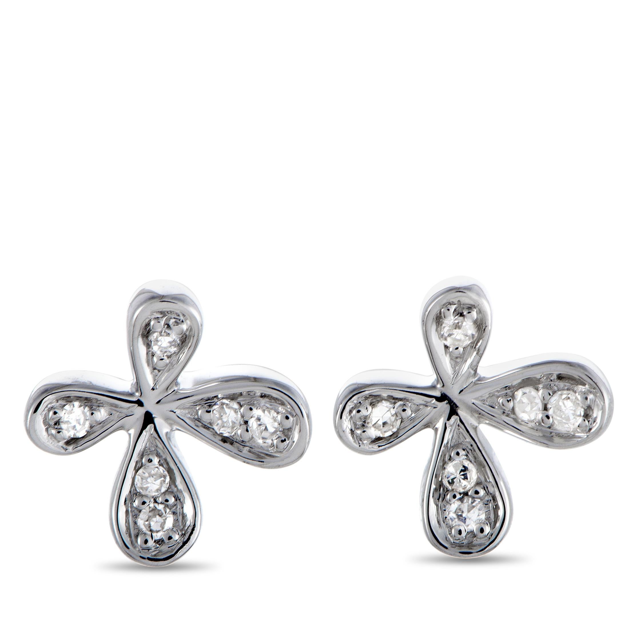14 Karat White Gold and Diamond Flower Stud Push Back Earrings In New Condition In Southampton, PA