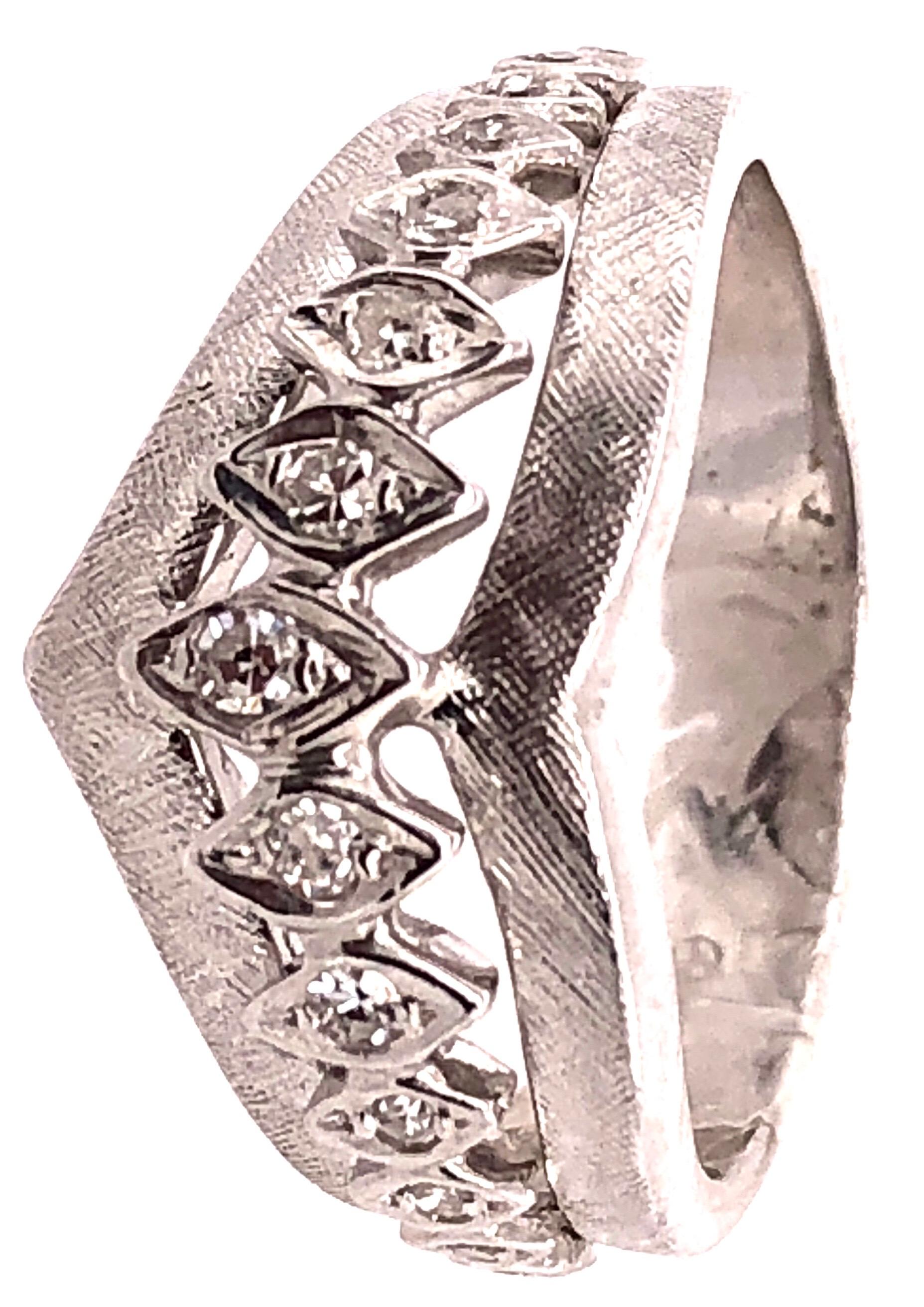 14 Karat White Gold and Diamond Geometric Ring or Bridal Band 0.33 TDW For Sale 7