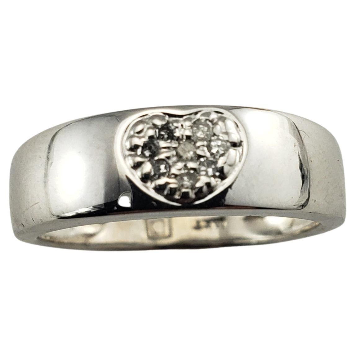 14 Karat White Gold and Diamond Heart Band Ring For Sale