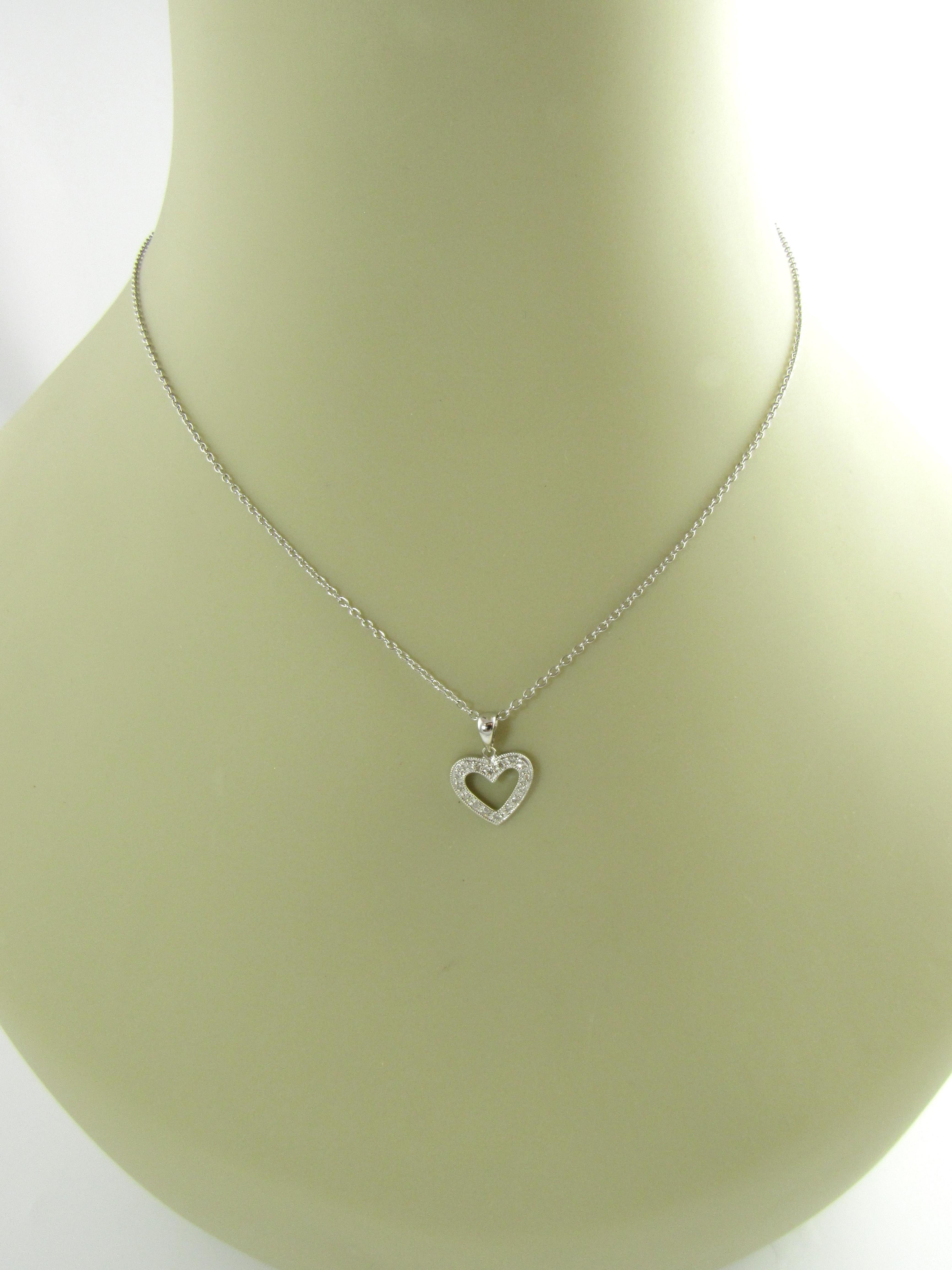 14 Karat White Gold and Diamond Heart Pendant Necklace 4