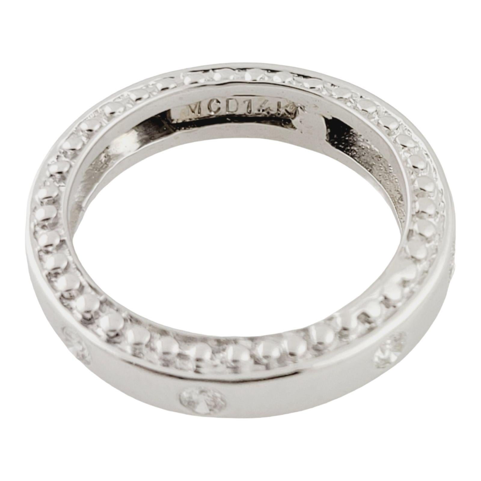 Bague en or blanc 14 carats et diamants, taille 5,5 Bon état - En vente à Washington Depot, CT