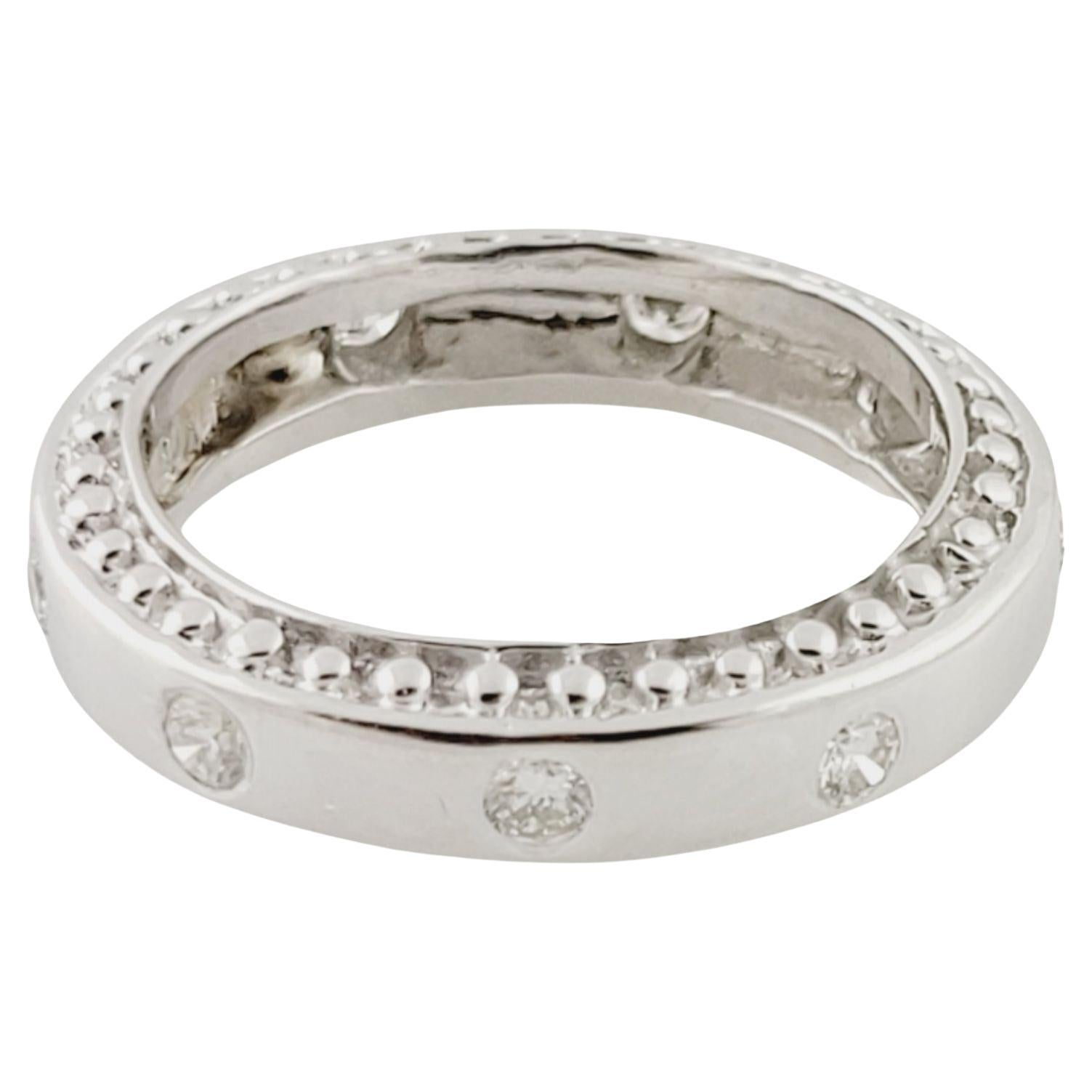 14 Karat White Gold and Diamond Ring For Sale