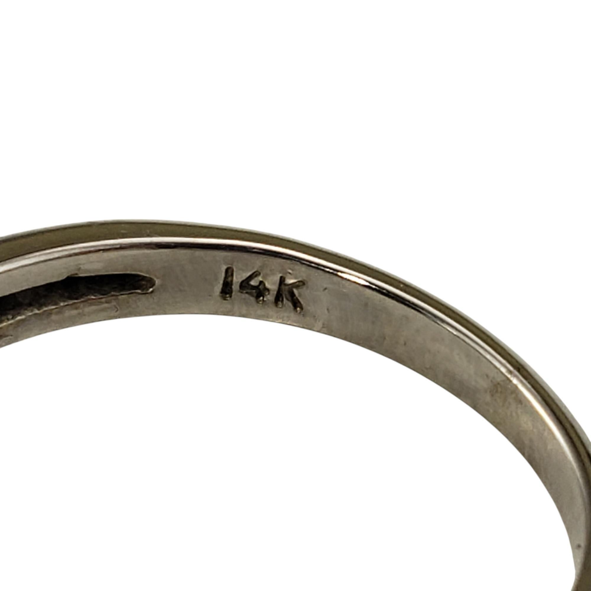 De las mujeres Anillo Onda Oro Blanco 14 Kilates y Diamantes Talla 6.25 #19753 en venta