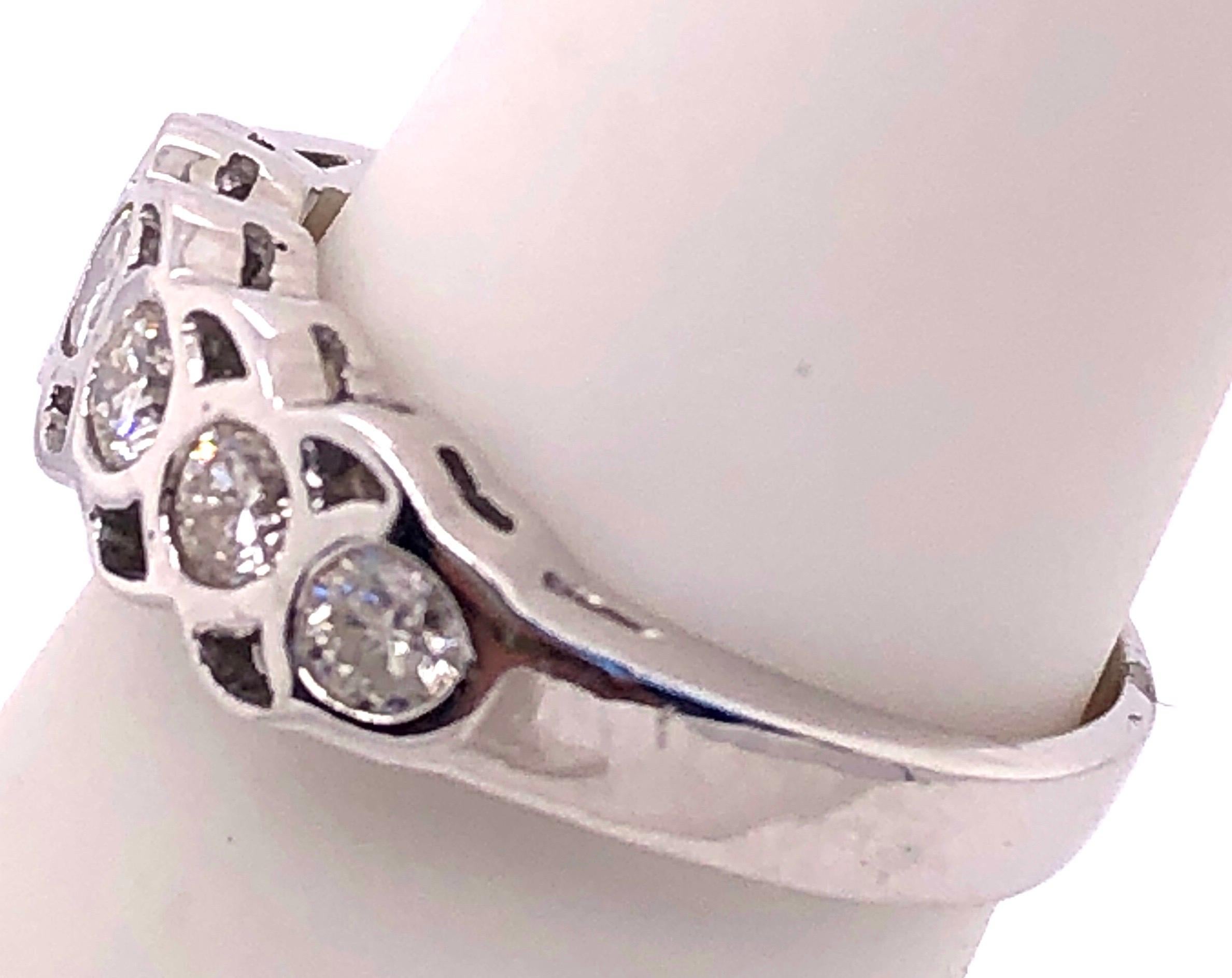 Modern 14 Karat White Gold and Diamond Wedding Band Bridal Ring 0.50 TDW For Sale