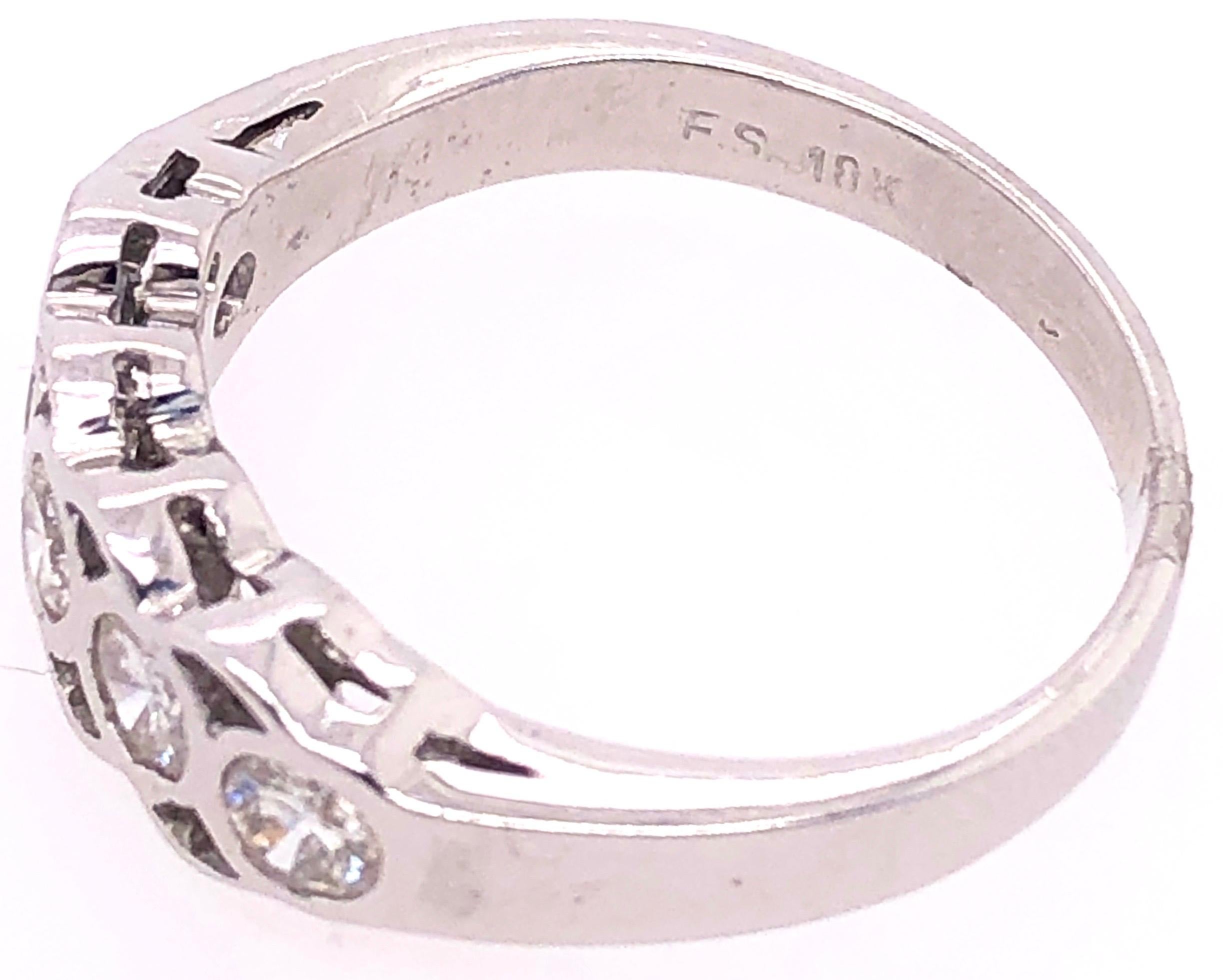 14 Karat White Gold and Diamond Wedding Band Bridal Ring 0.50 TDW For Sale 1