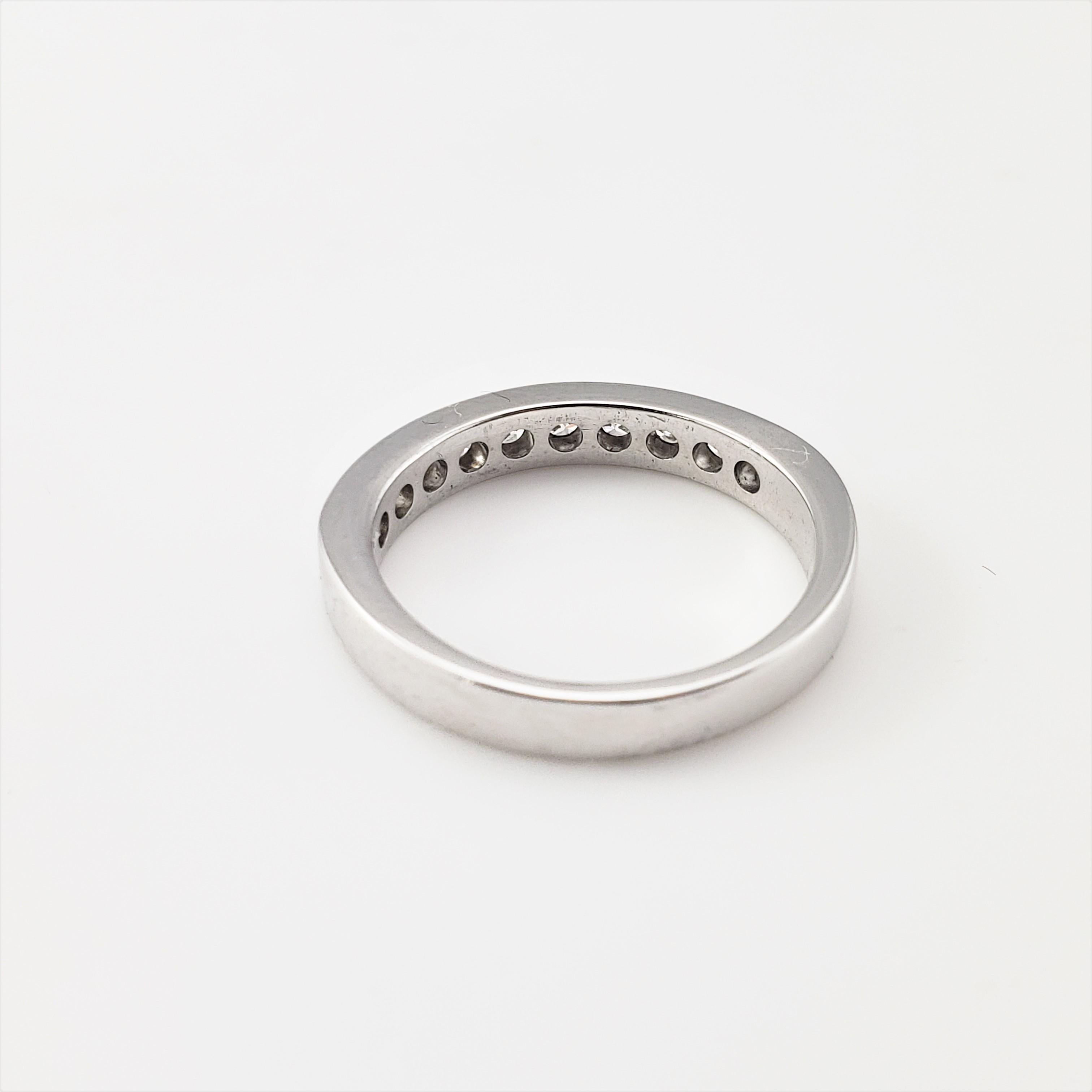 14 Karat Weißgold und Diamant-Hochzeitsring für Damen oder Herren im Angebot
