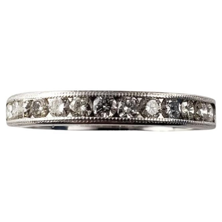 14 Karat White Gold and Diamond Wedding Band Ring For Sale at 1stDibs