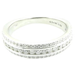 Alliance en or blanc 14 carats et diamants taille 6,25 n°5245