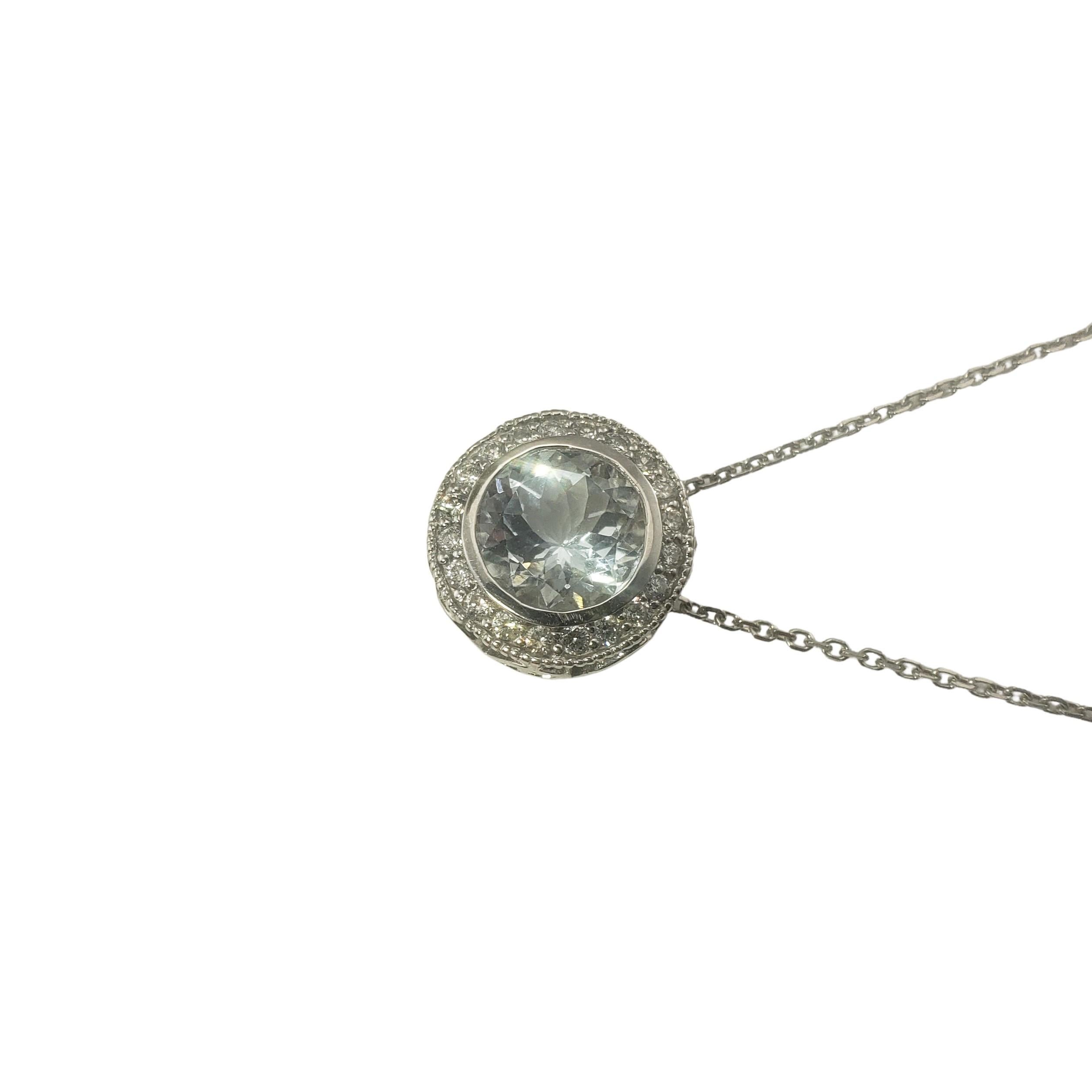 14 Karat White Gold Aquamarine and Diamond Pendant Necklace In Good Condition For Sale In Washington Depot, CT