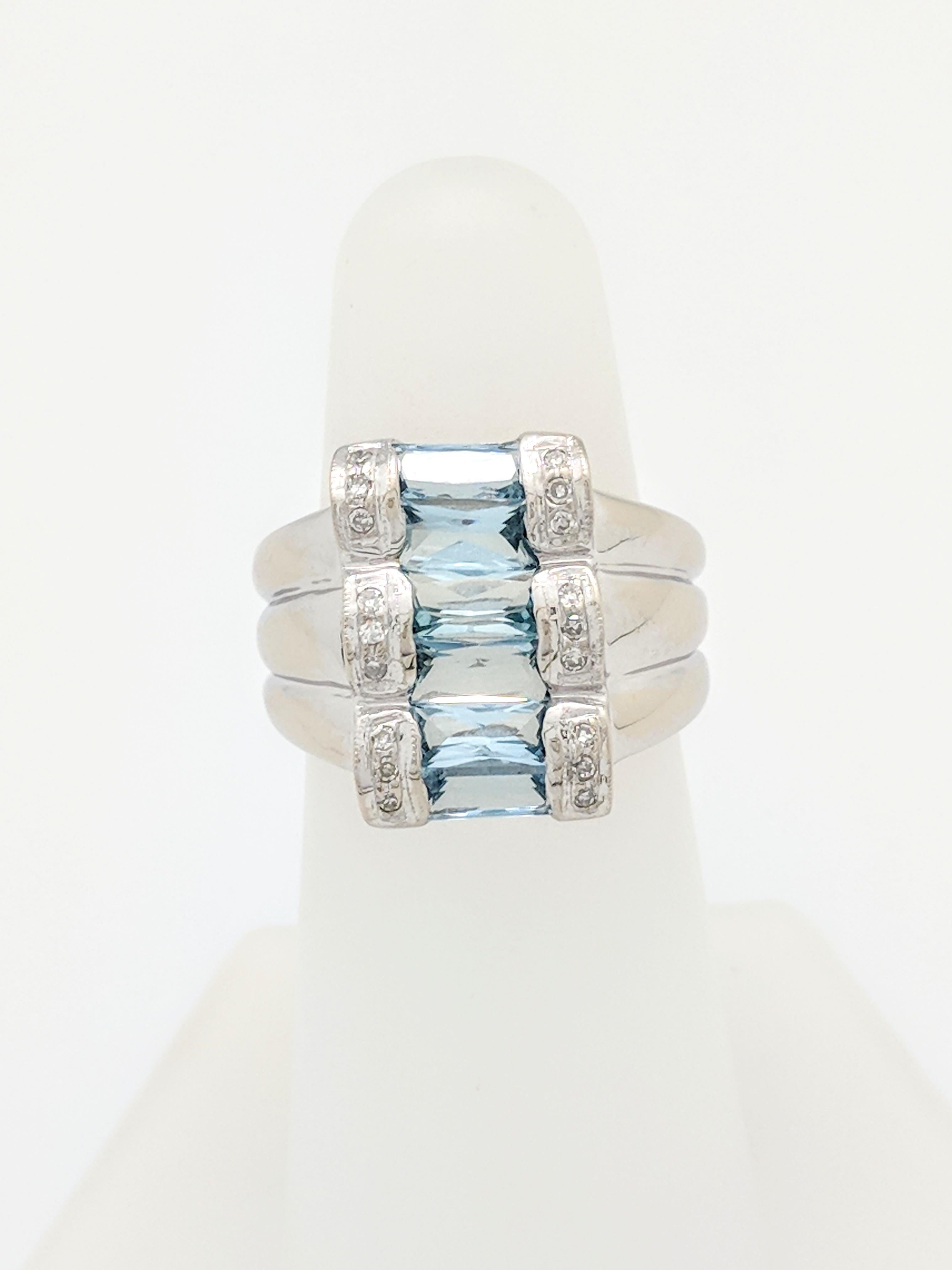 14 Karat White Gold Aquamarine and Diamond Ring 3