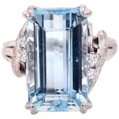 14 Karat White Gold Aquamarine and Diamond Ring