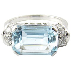 14 Karat White Gold Aquamarine and Diamond Ring