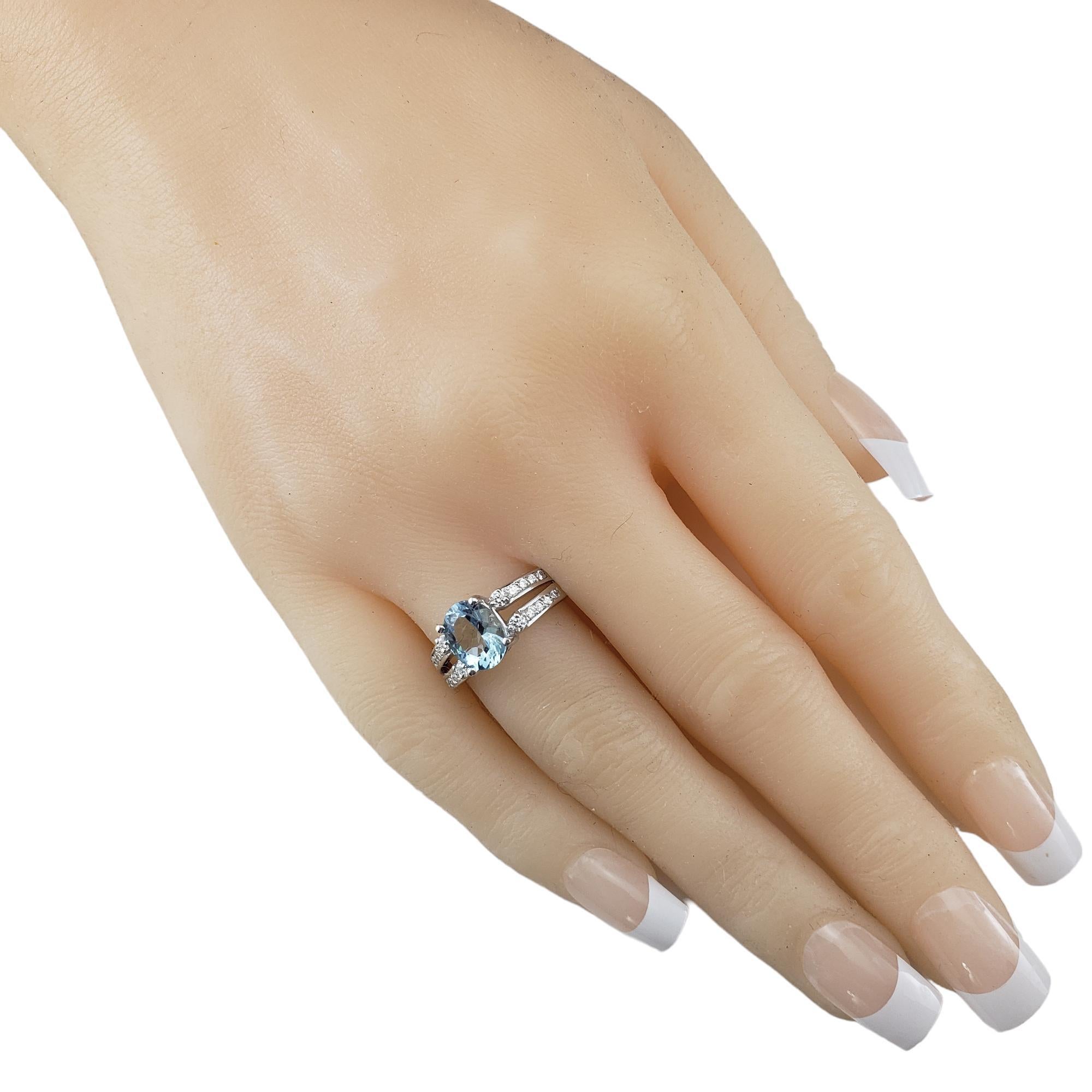 14 Karat White Gold Aquamarine and Diamond Ring Size 6.75  #17891 For Sale 2