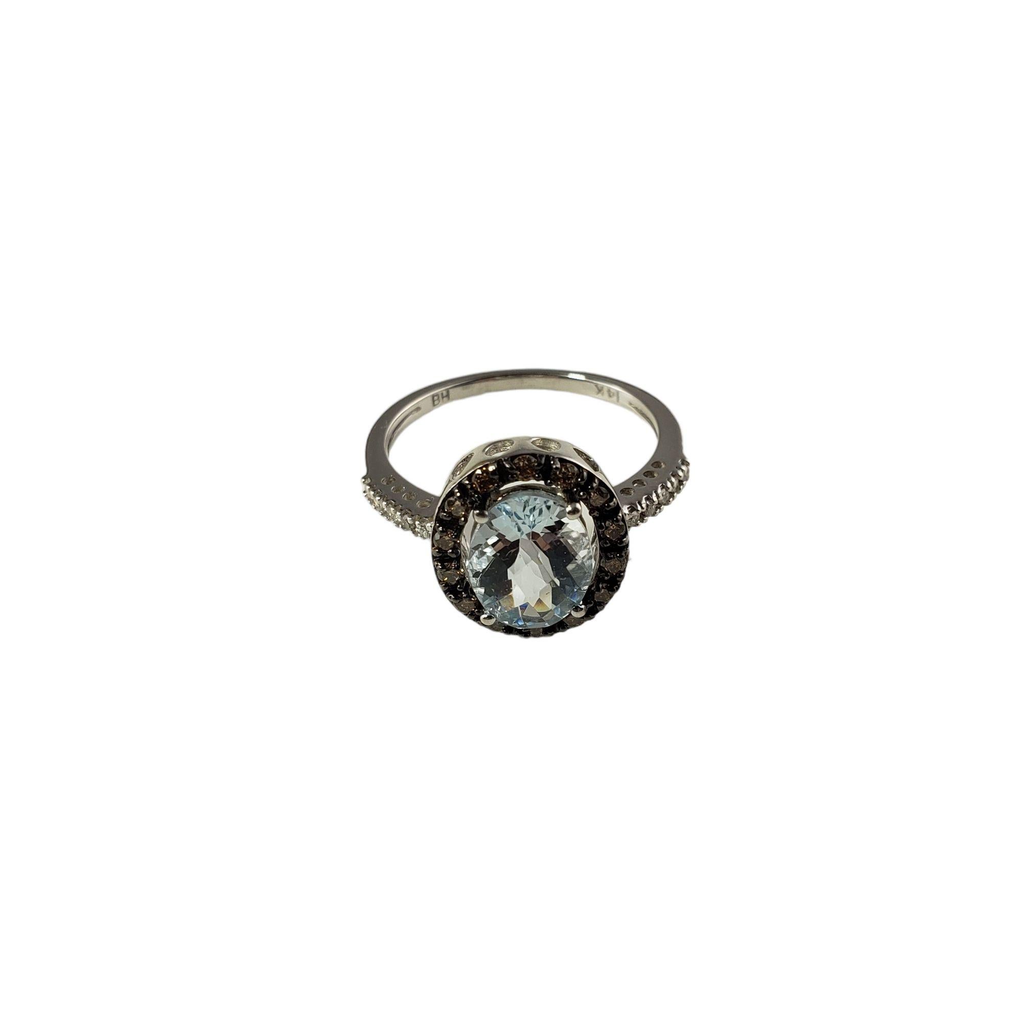 Ring aus 14 Karat Weißgold mit Aquamarin und Diamant #14019 (Ovalschliff) im Angebot