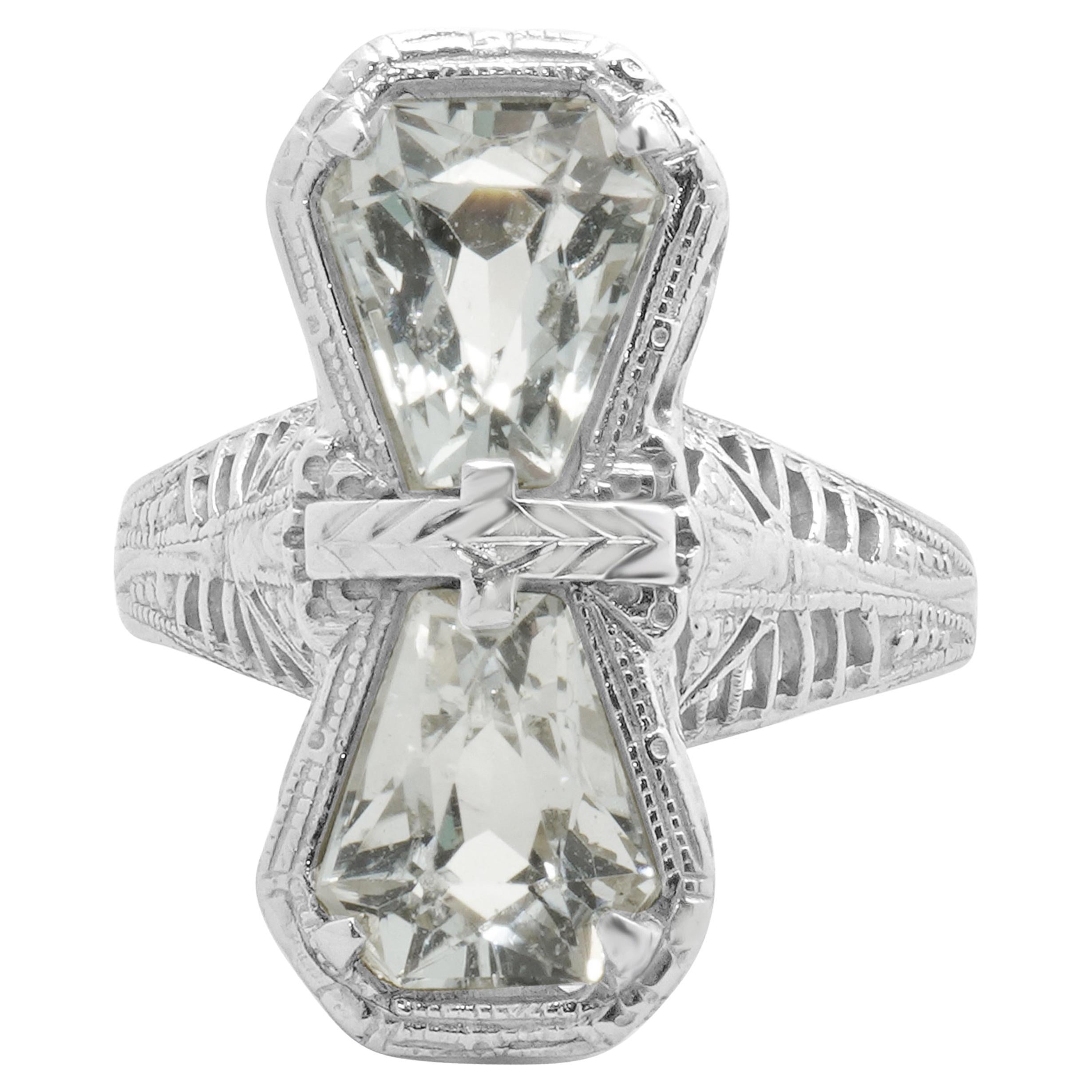 Anello in filigrana con acquamarina in oro bianco 14 carati in vendita
