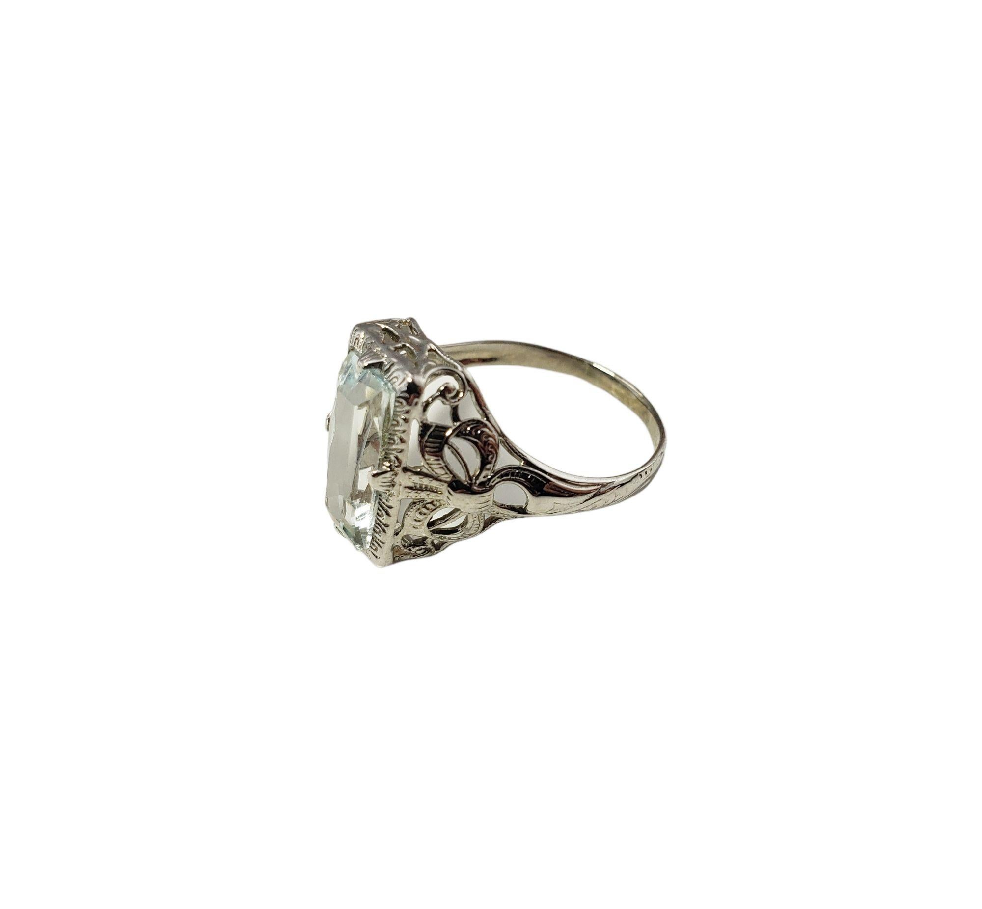 14 Karat White Gold Aquamarine Ring Size 6.75 GAI Certified 1