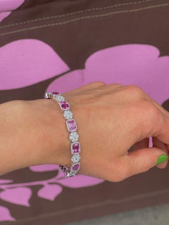 18 kt. White Gold Bangle with Natural Pink Sapphires and Diamonds