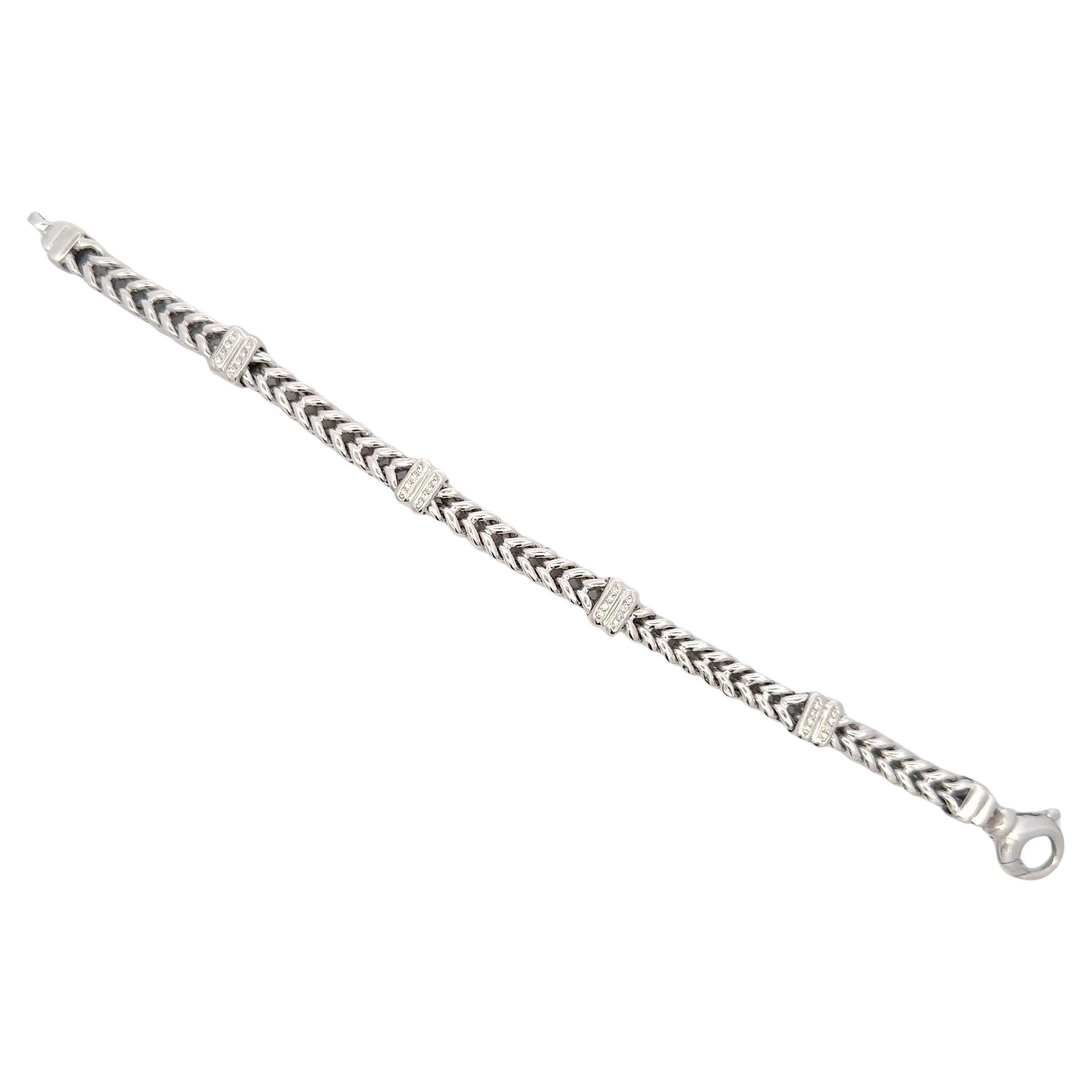 Contemporain Bracelet à maillons en forme de V en or blanc 14 carats 27,1 grammes 0,35 carats 7,5 pouces en vente