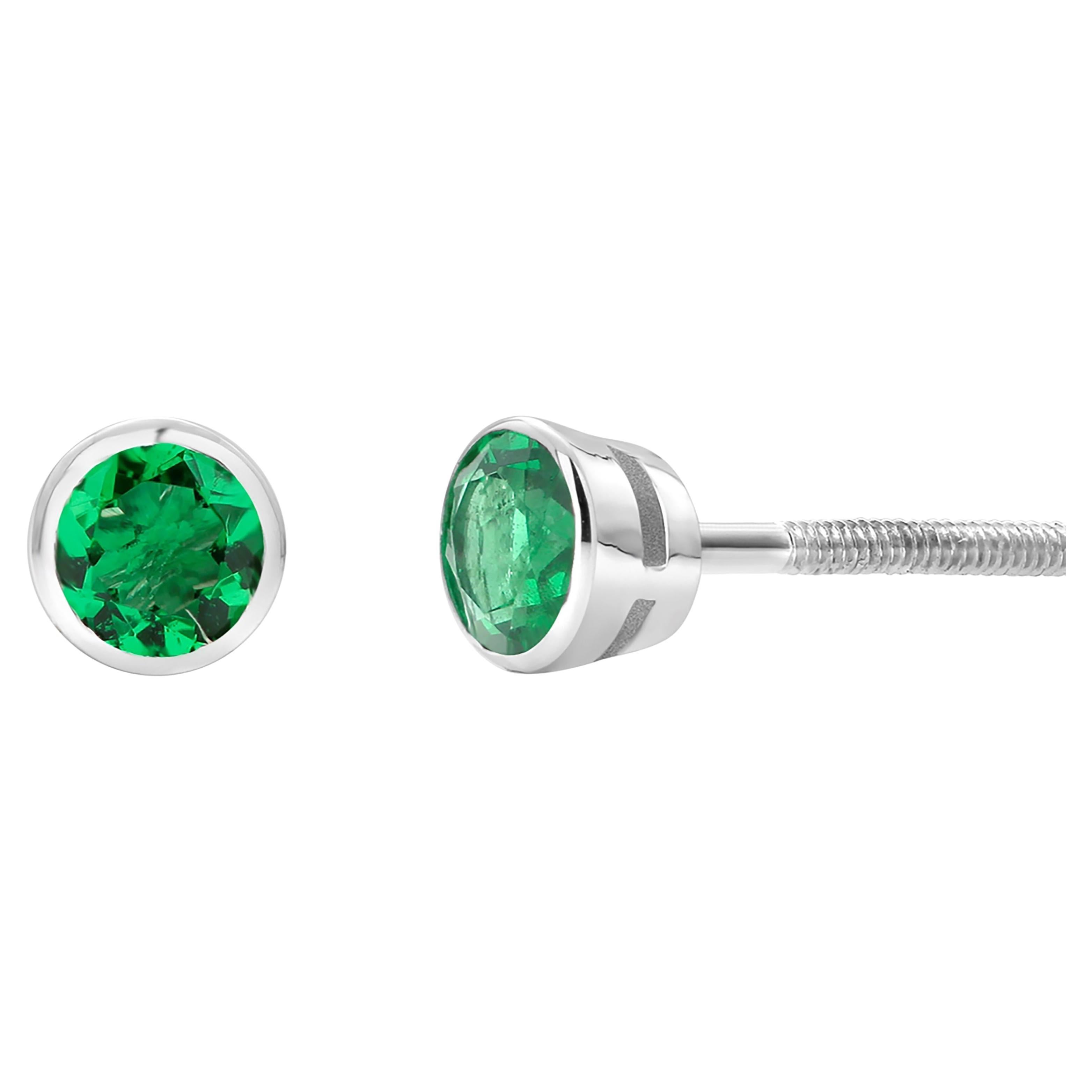 14 Karat White Gold Bezel-Set Pair Round Emerald 0.70 Carat Screw Back Earrings