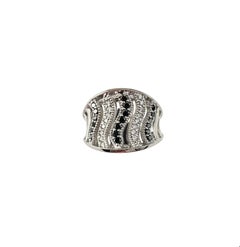 14 Karat White Gold Black and White Diamond Band Ring Size 8.25 #21454