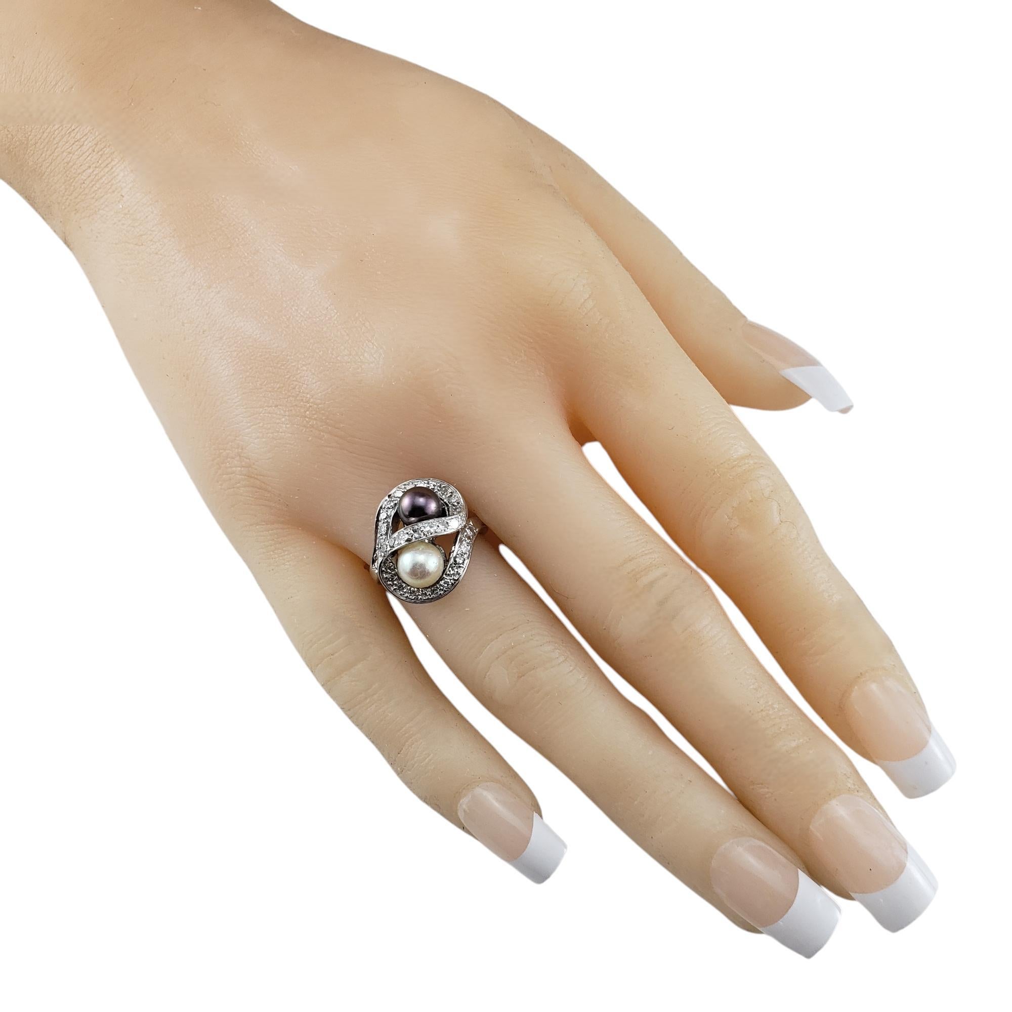 Women's 14 Karat White Gold Black & White Pearl and Diamond Ring Size 4.5 #19551 For Sale