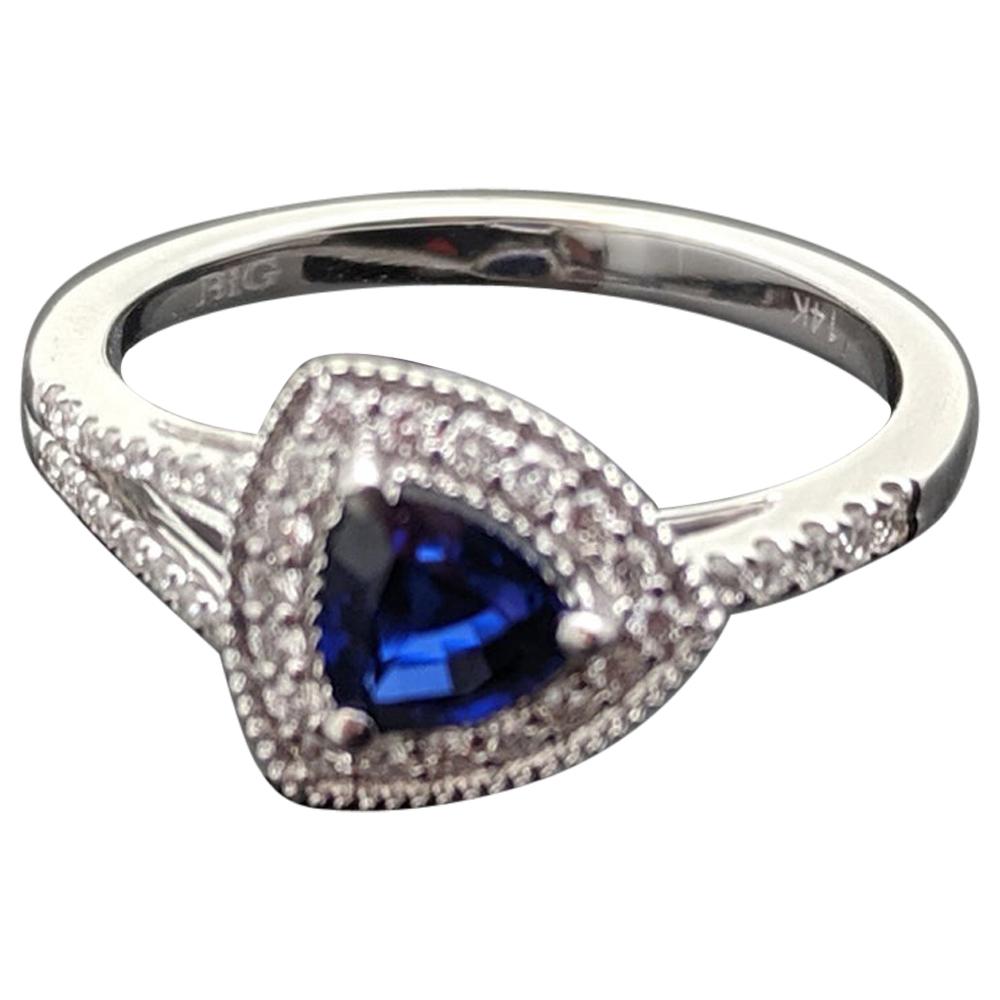 14 Karat White Gold Blue Sapphire and Diamond Ring For Sale