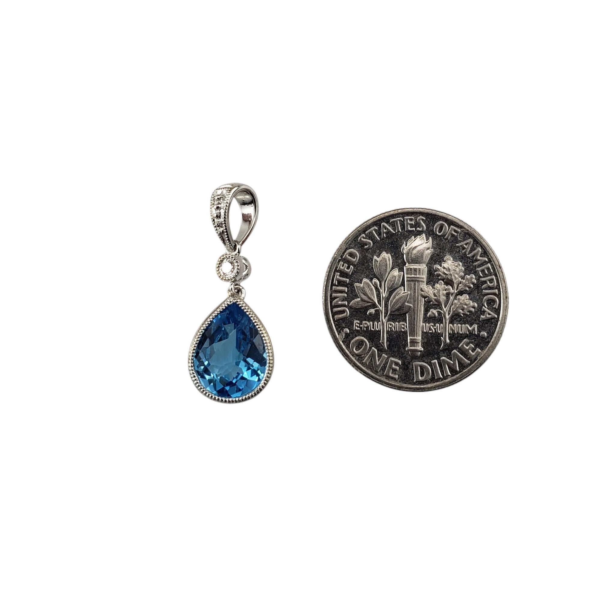 Ciondolo in oro bianco 14 carati con topazio blu e diamanti #20361 in vendita 1