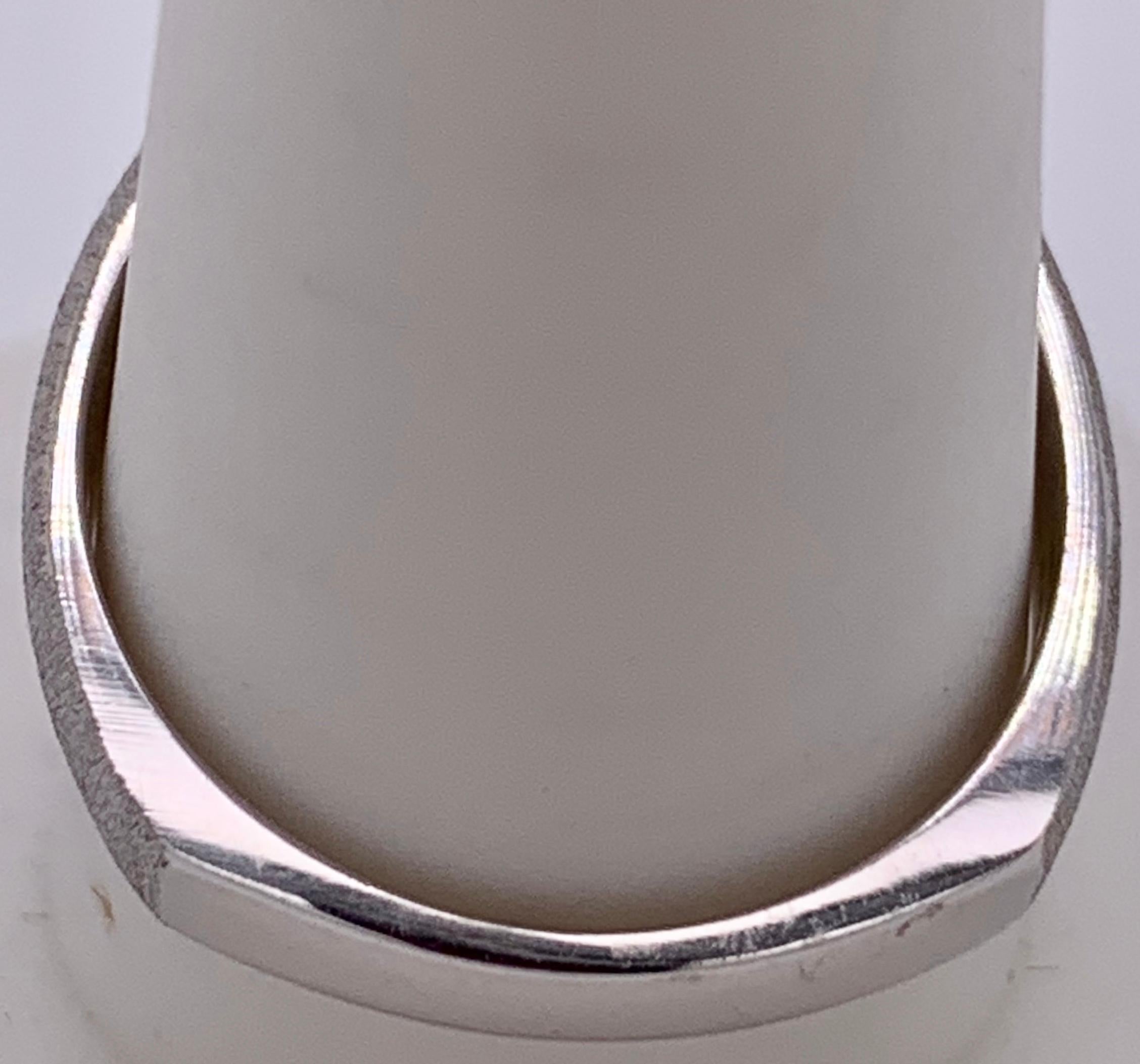 Women's or Men's 14 Karat White Gold Brushed Finish Diamond Cluster Fashion Ring 1.50 TDW For Sale