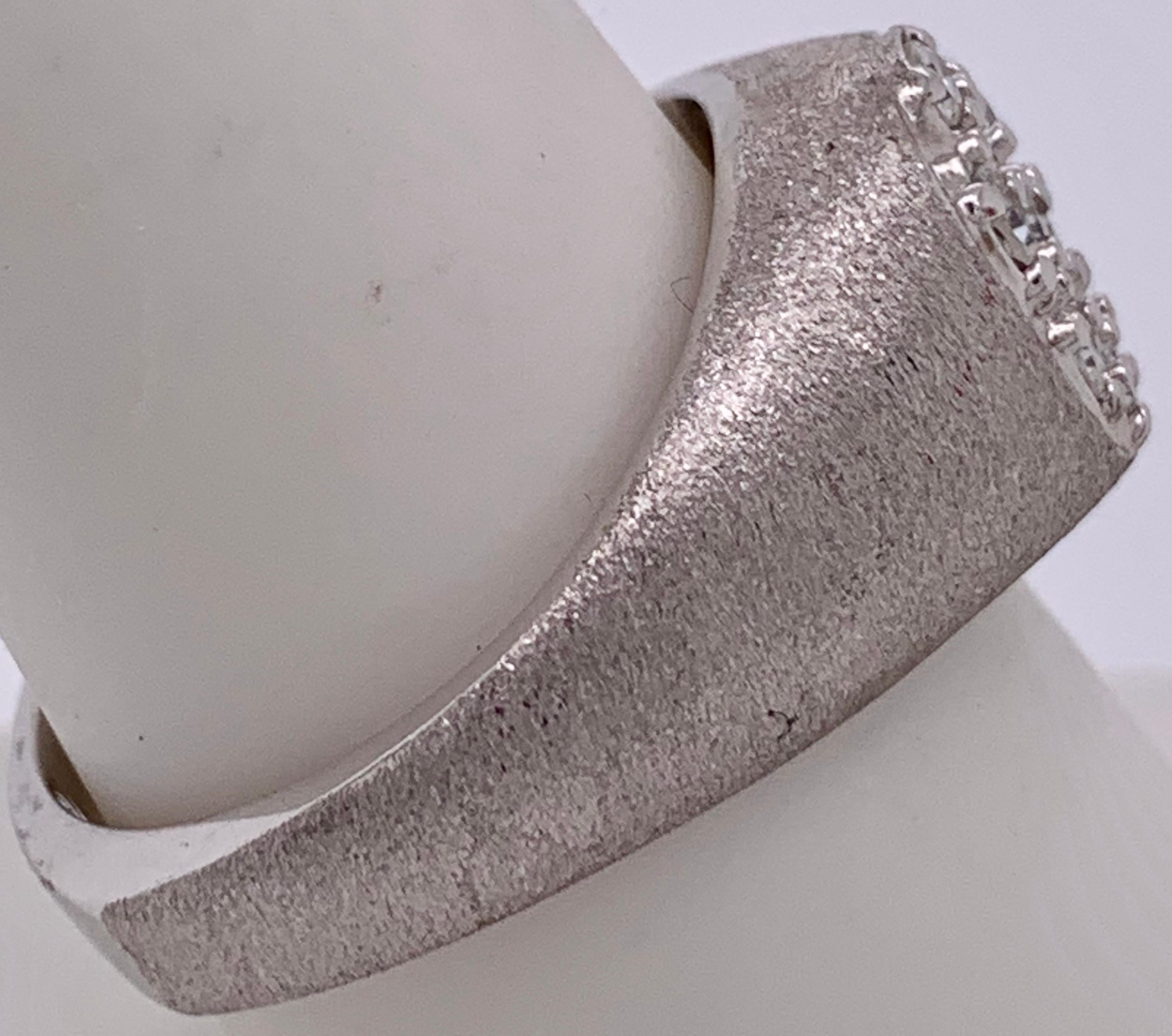 14 Karat White Gold Brushed Finish Diamond Cluster Fashion Ring 1.50 TDW For Sale 1