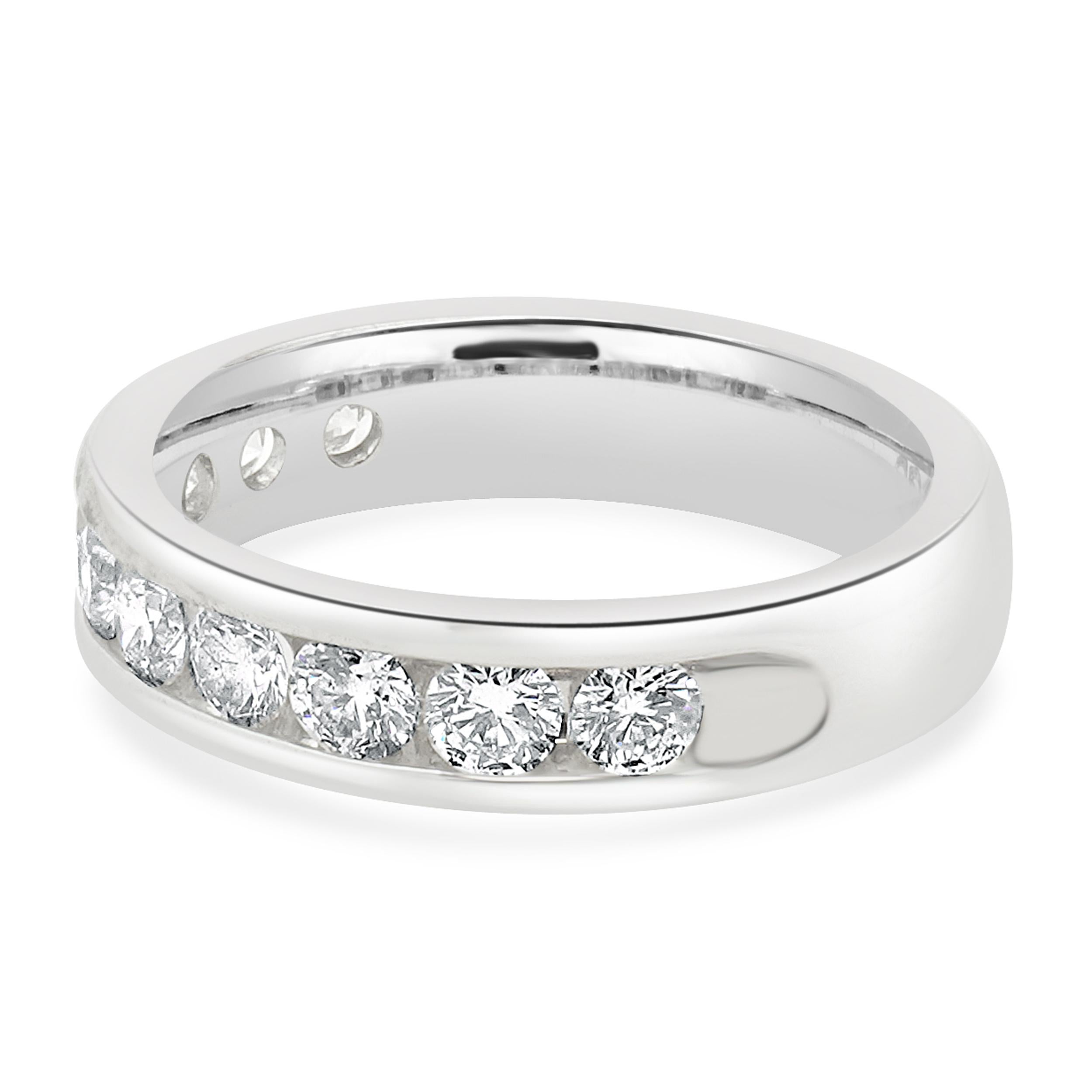 Concepteur : personnalisé
Matériau : Or blanc 14K
Diamant : 10 diamants ronds de taille brillant = 1.00cttw
Couleur : H
Clarté : SI2
Taille de la bague : 6.5 (veuillez prévoir deux jours de livraison supplémentaires pour les demandes de