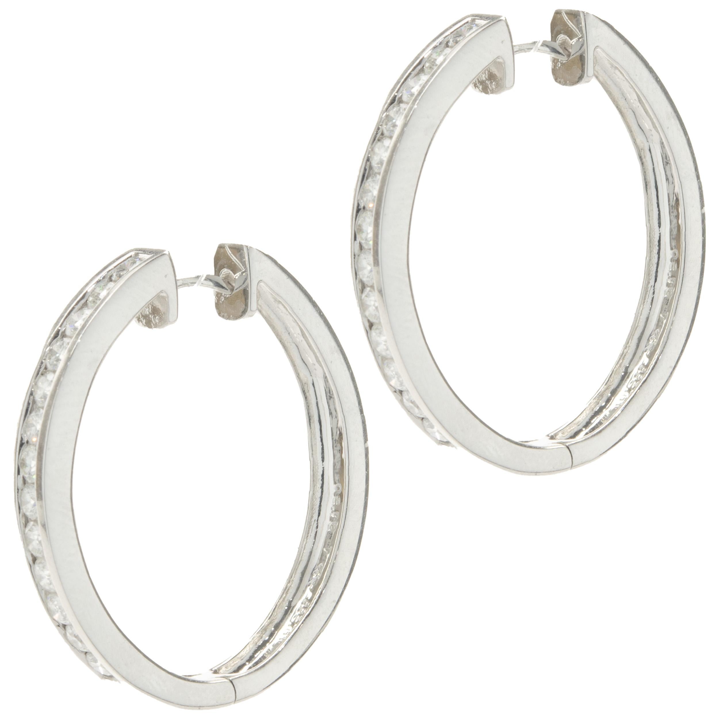 14 Karat White Gold Channel Set Diamond Hoop Earrings In Excellent Condition For Sale In Scottsdale, AZ