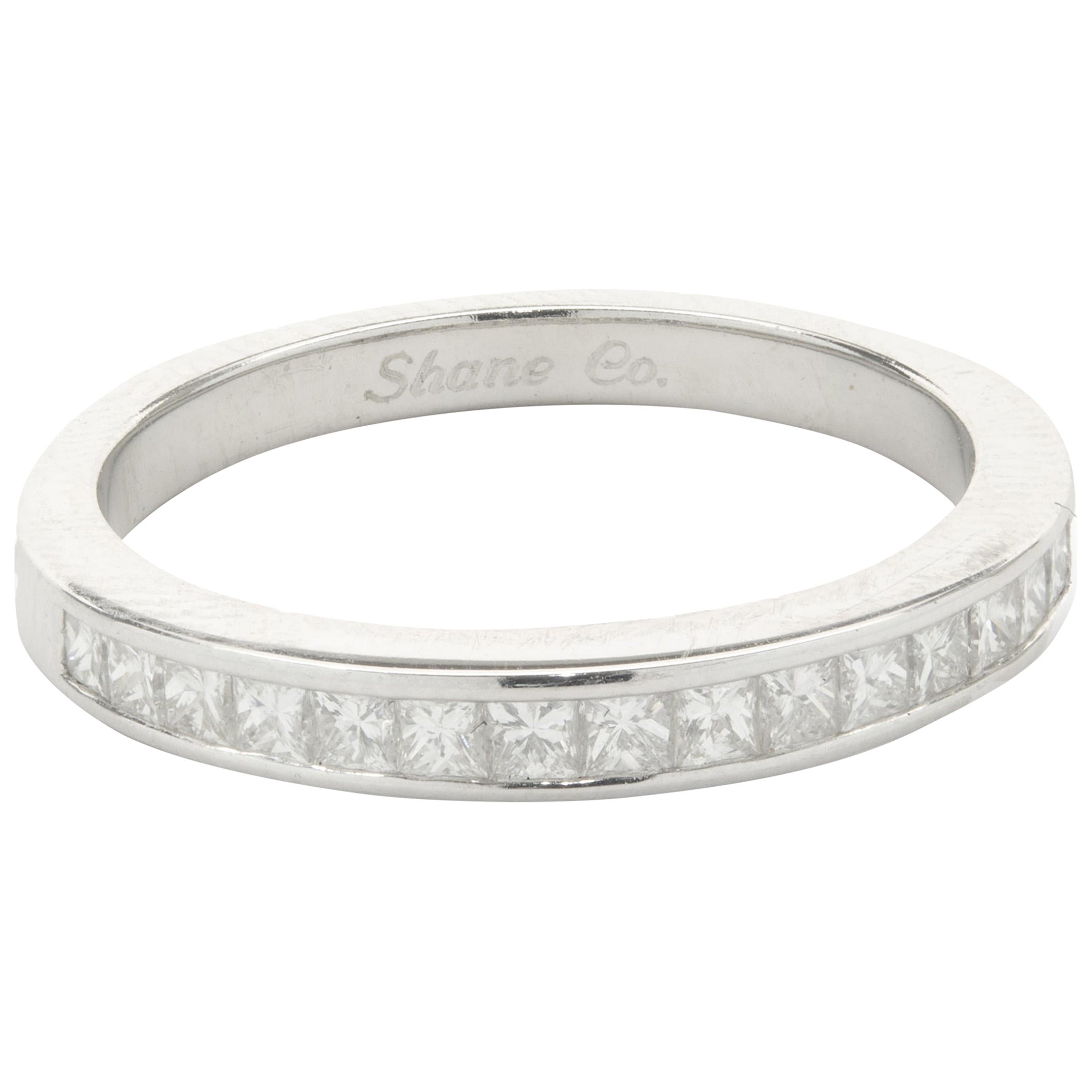 Conjunto de Diamantes talla princesa en canal de oro blanco de 14 quilates