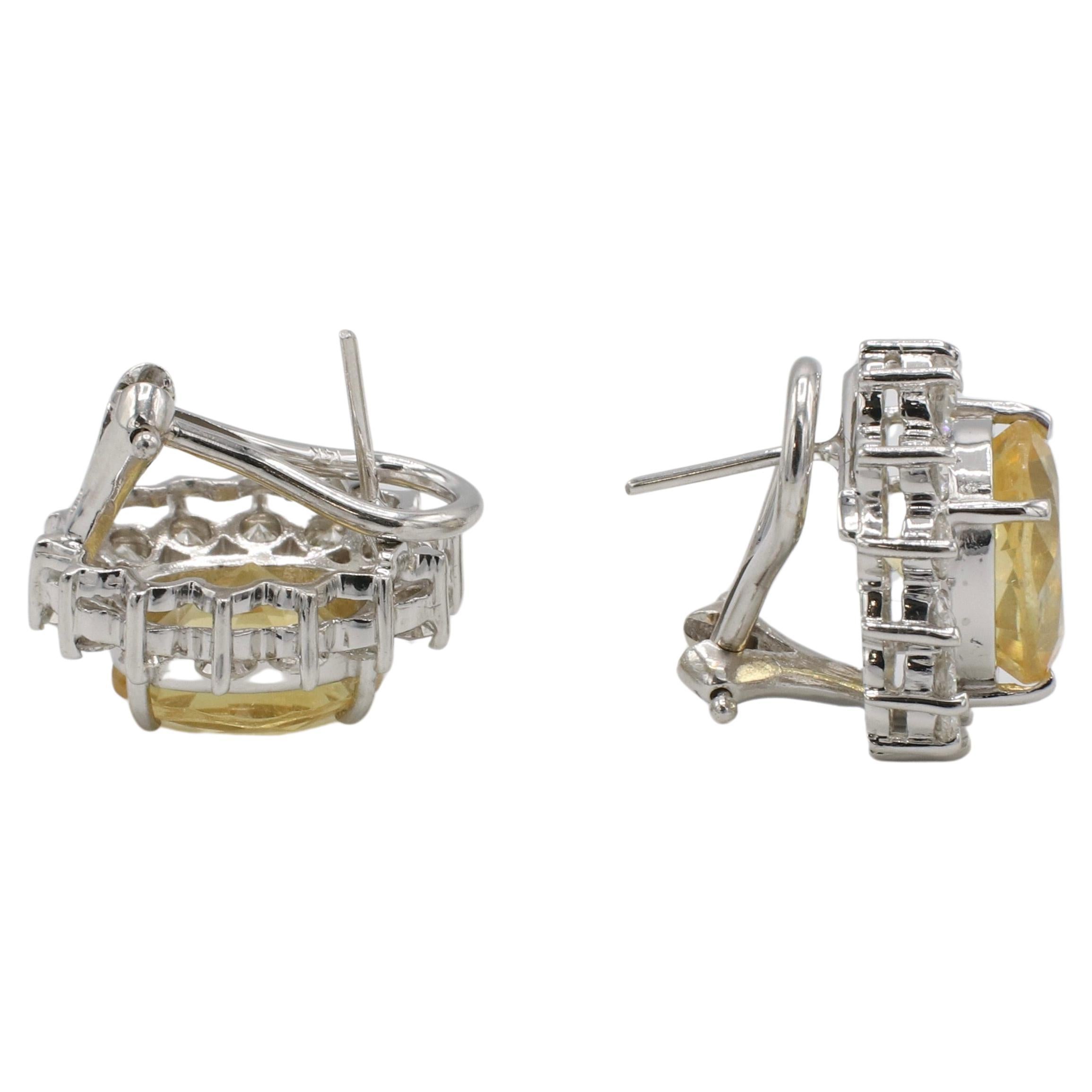Moderne Boucles d'oreilles en or blanc 14 carats, citrine et diamants naturels  en vente