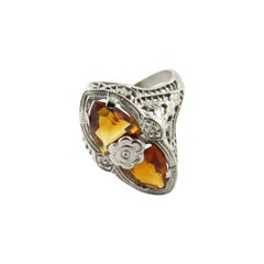14 Karat White Gold Citrine Ring 14 Karat White Gold Citrine Ring